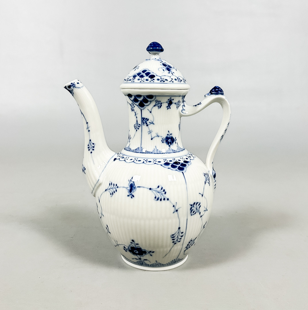 MUSSELMALET, kaffekanna, Royal Copenhagen, Danmark.
