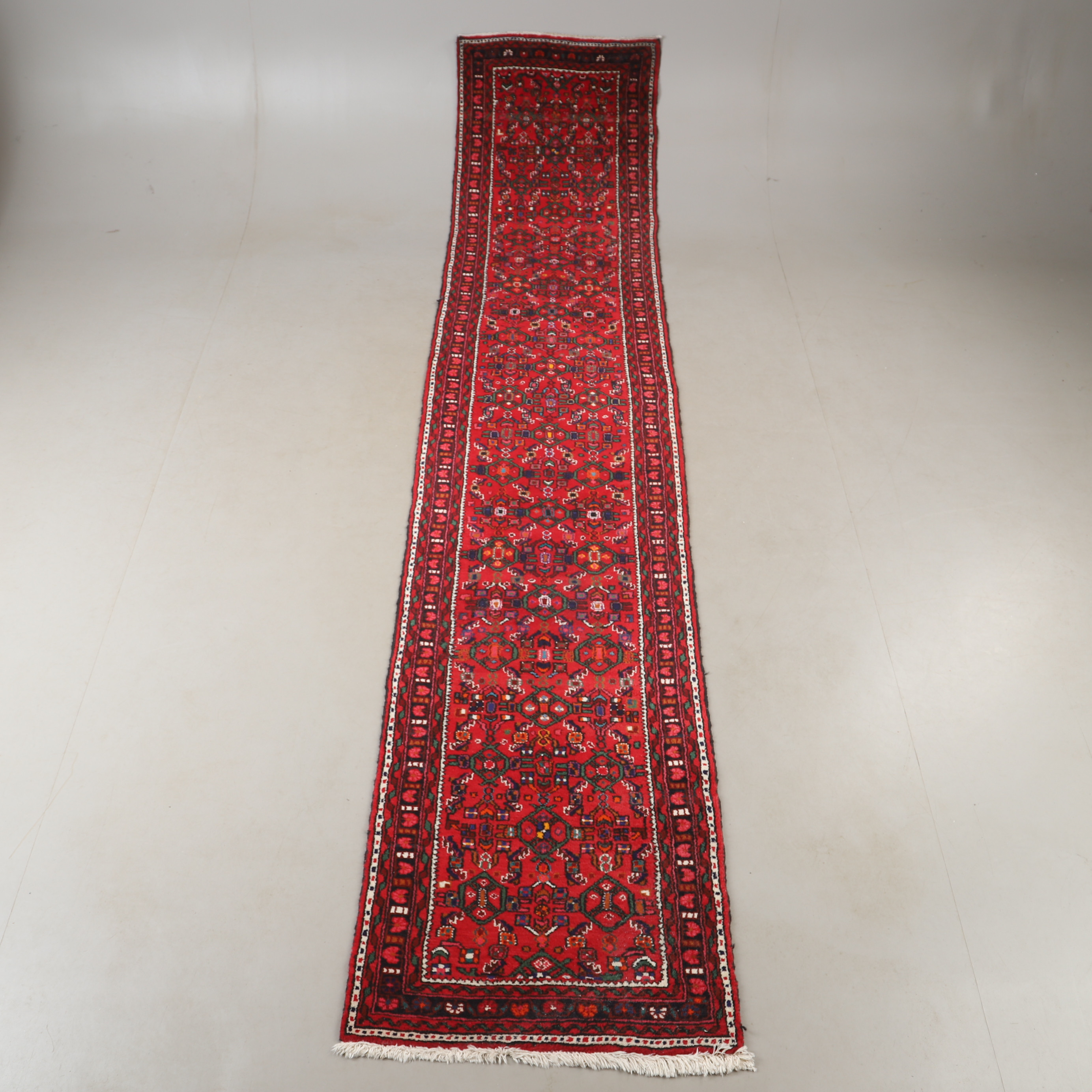 MATTA, orientalisk, galleri, 392 x 79 cm.