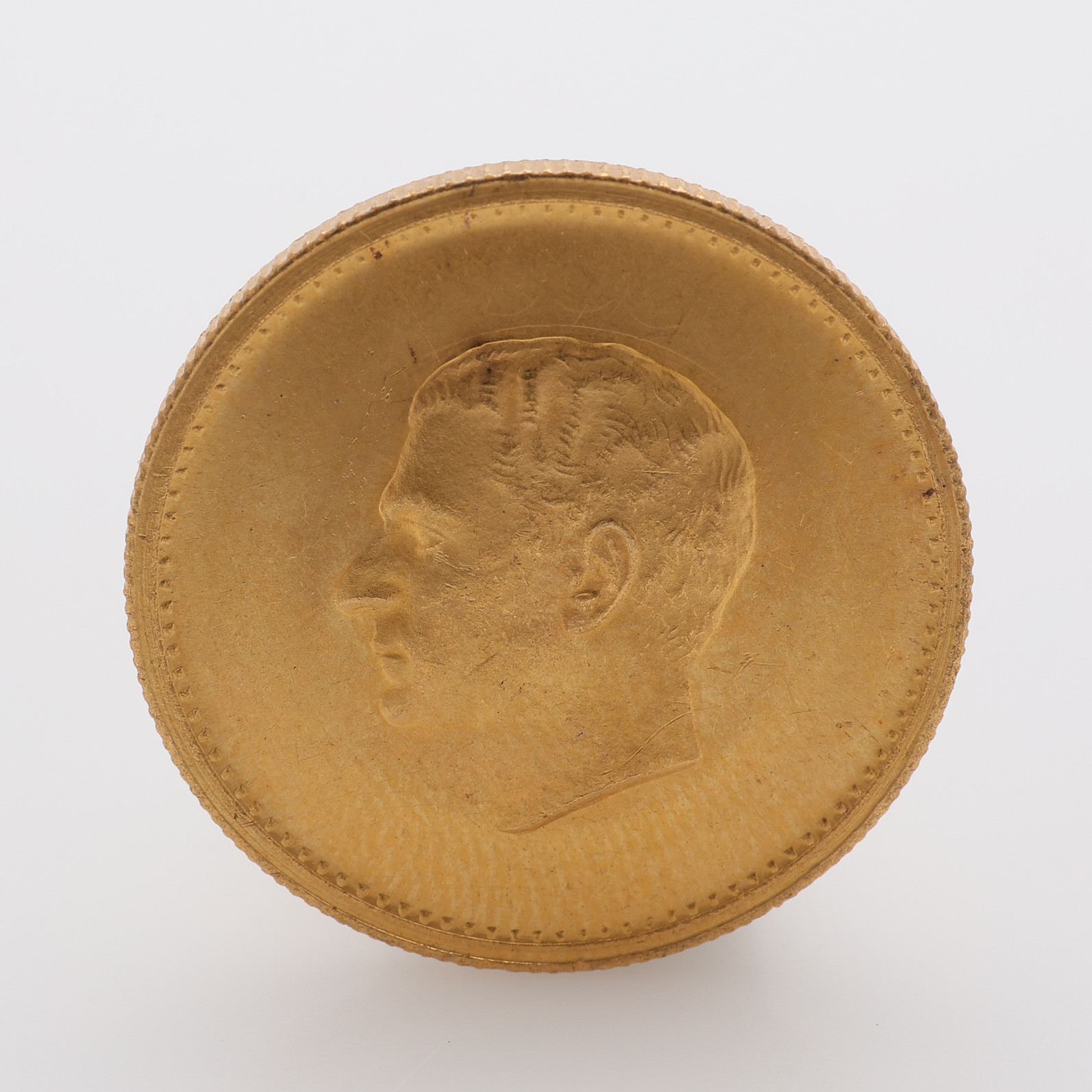 GULDMEDALJ, PERSIEN, jubileet för 2500 år av monarki 1971, 21,6 k. 9 g.