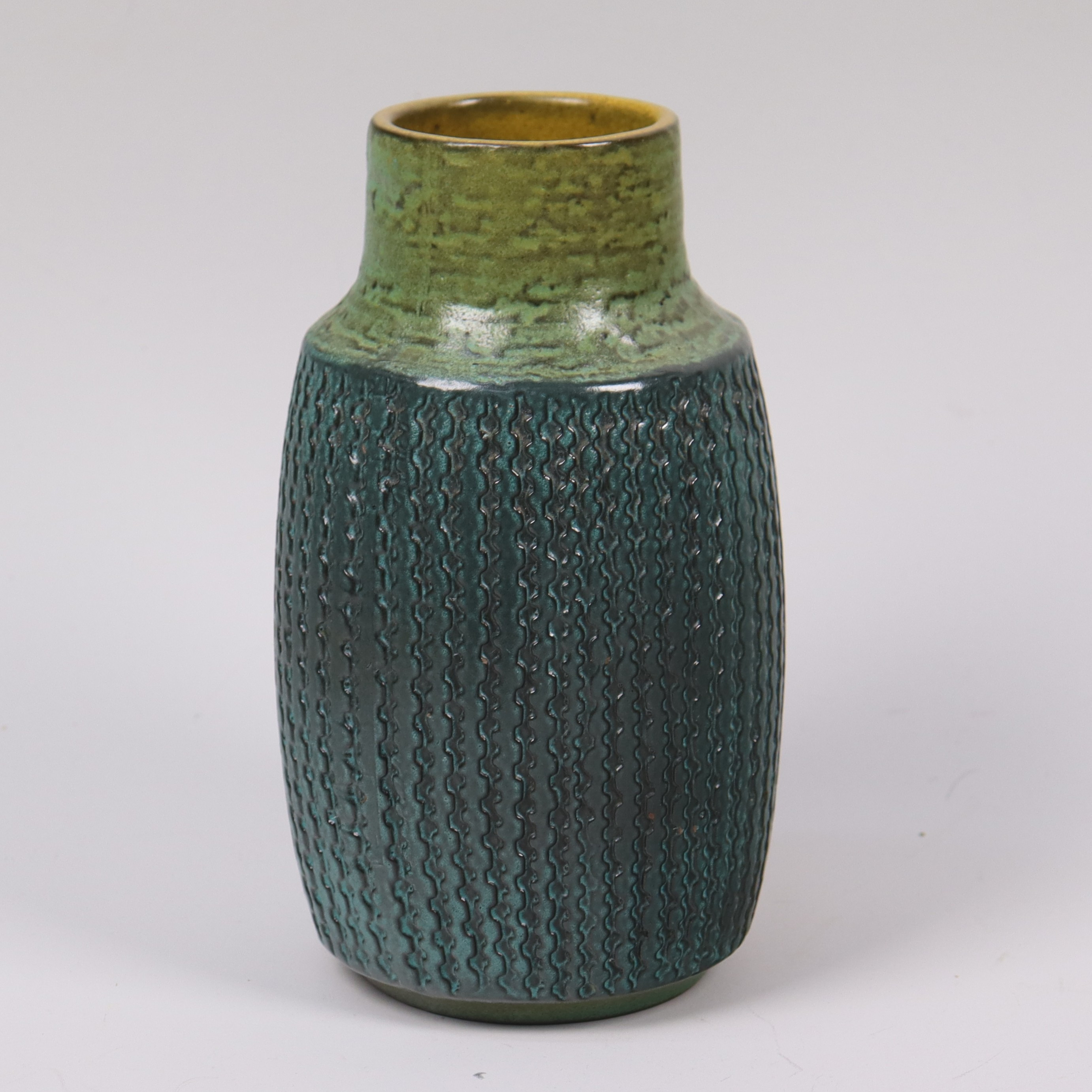 MARI SIMMULSON. "Palma", Upsala-Ekeby, vas i lergods, 1960-tal.