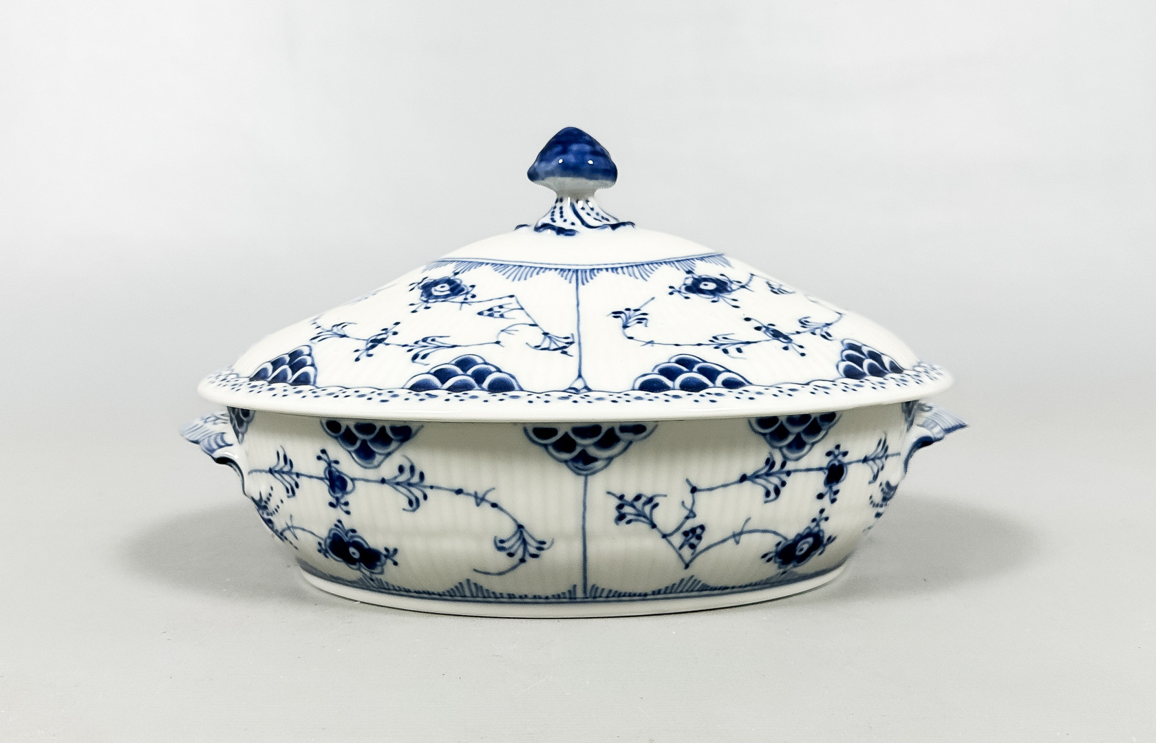 MUSSELMALET, terrin, Royal Copenhagen, Danmark.