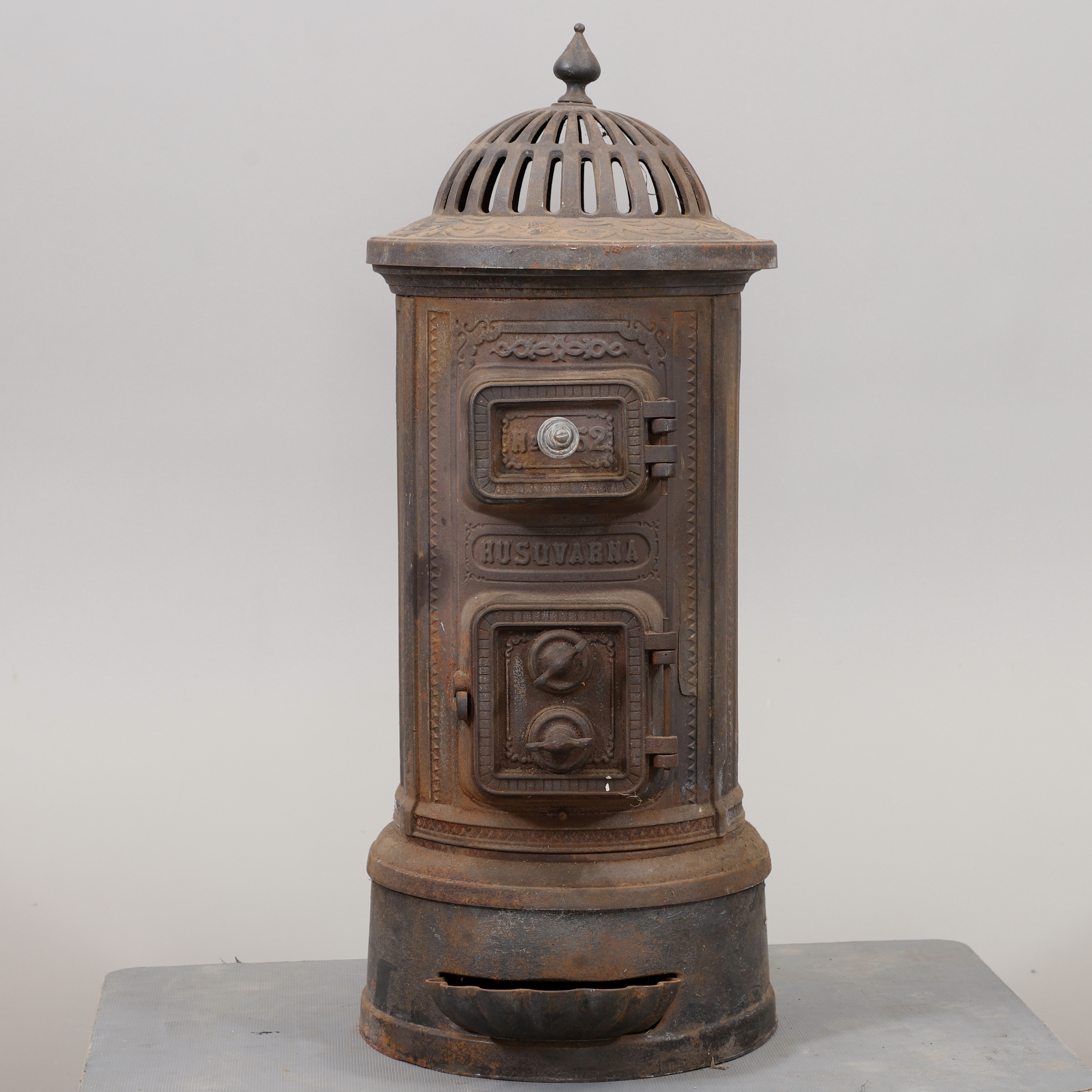 KAMIN, Husqvarna nr 52, gjutjärn, 1900-talets första hälft.