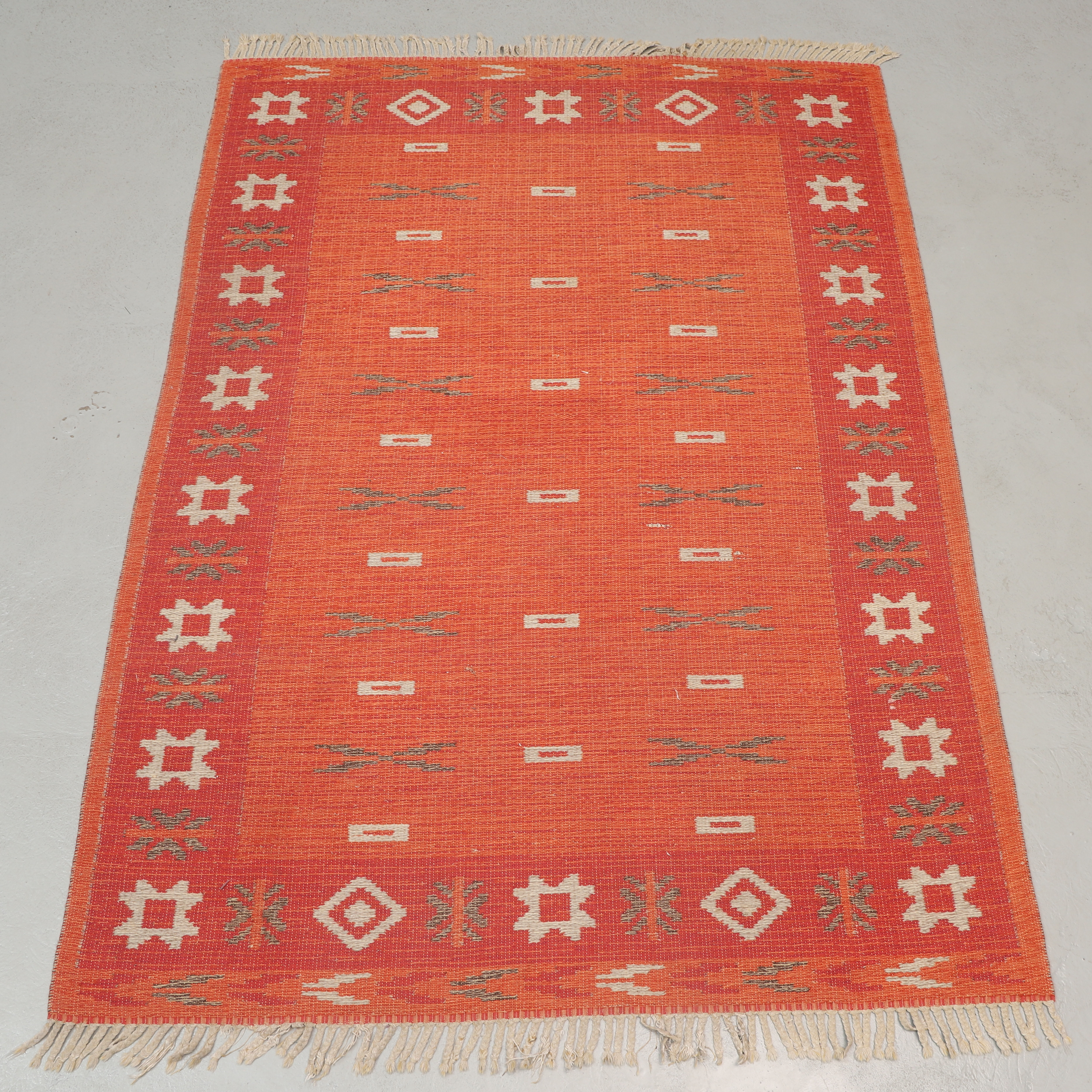 MATTA, dubbelvävd, 1940/50-tal, mått ca: 230x169 cm.