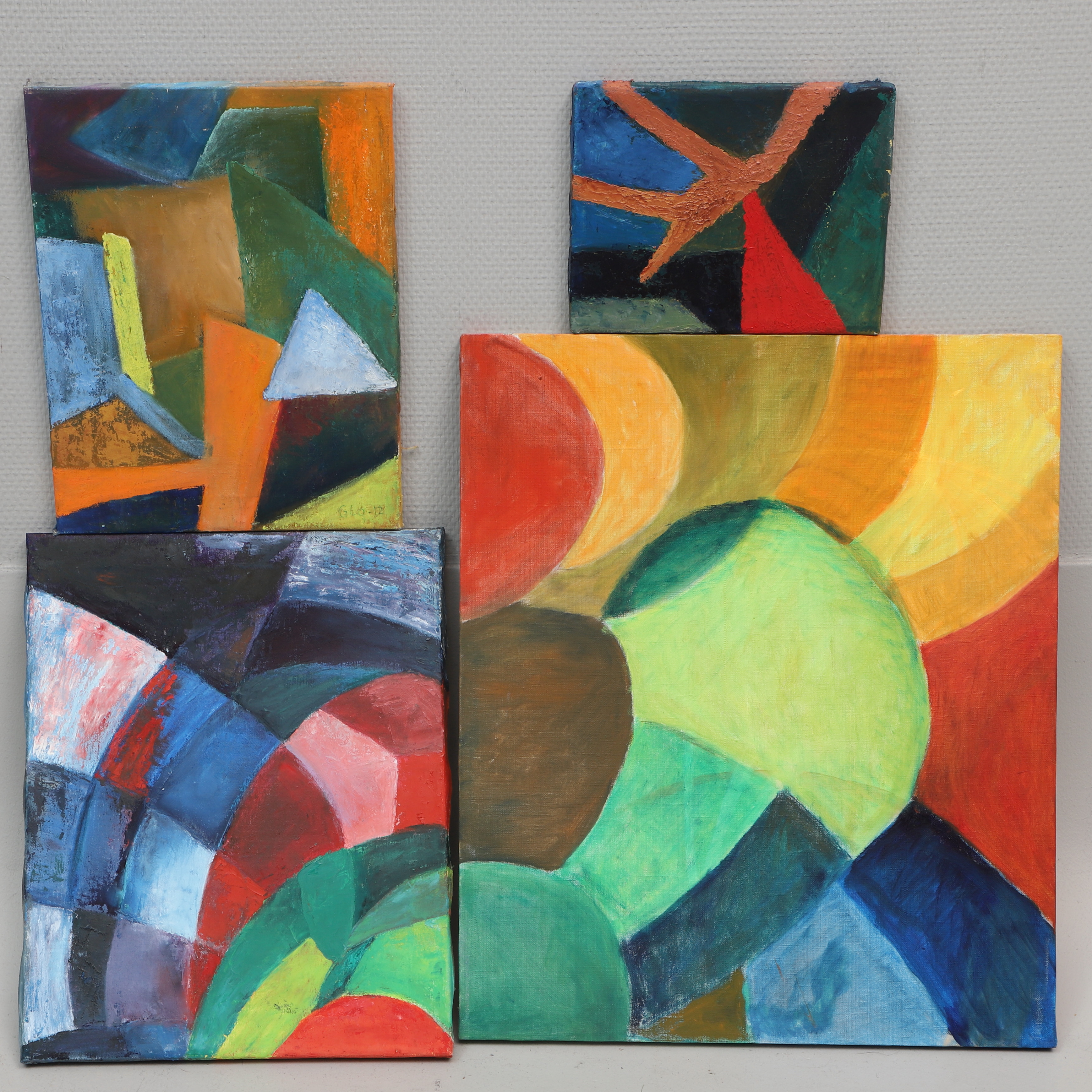 GÖTA LINDQUIST. Olja på duk, 4 st, färgkompositioner, en signerad, daterad -12.