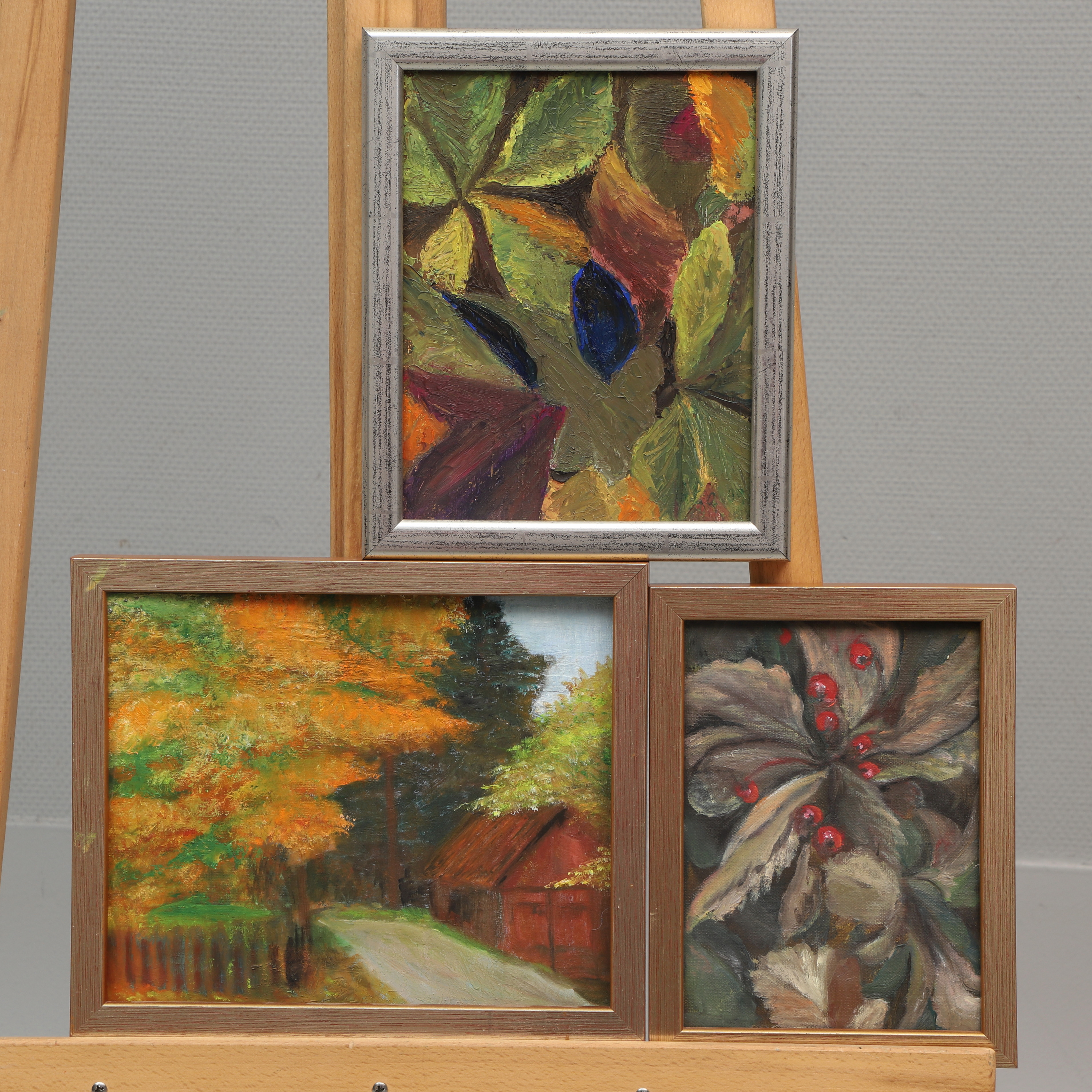 GÖTA LINDQUIST. Olja på duk & pannå, 3 st, höstmotiv, en signerad, daterad -09.