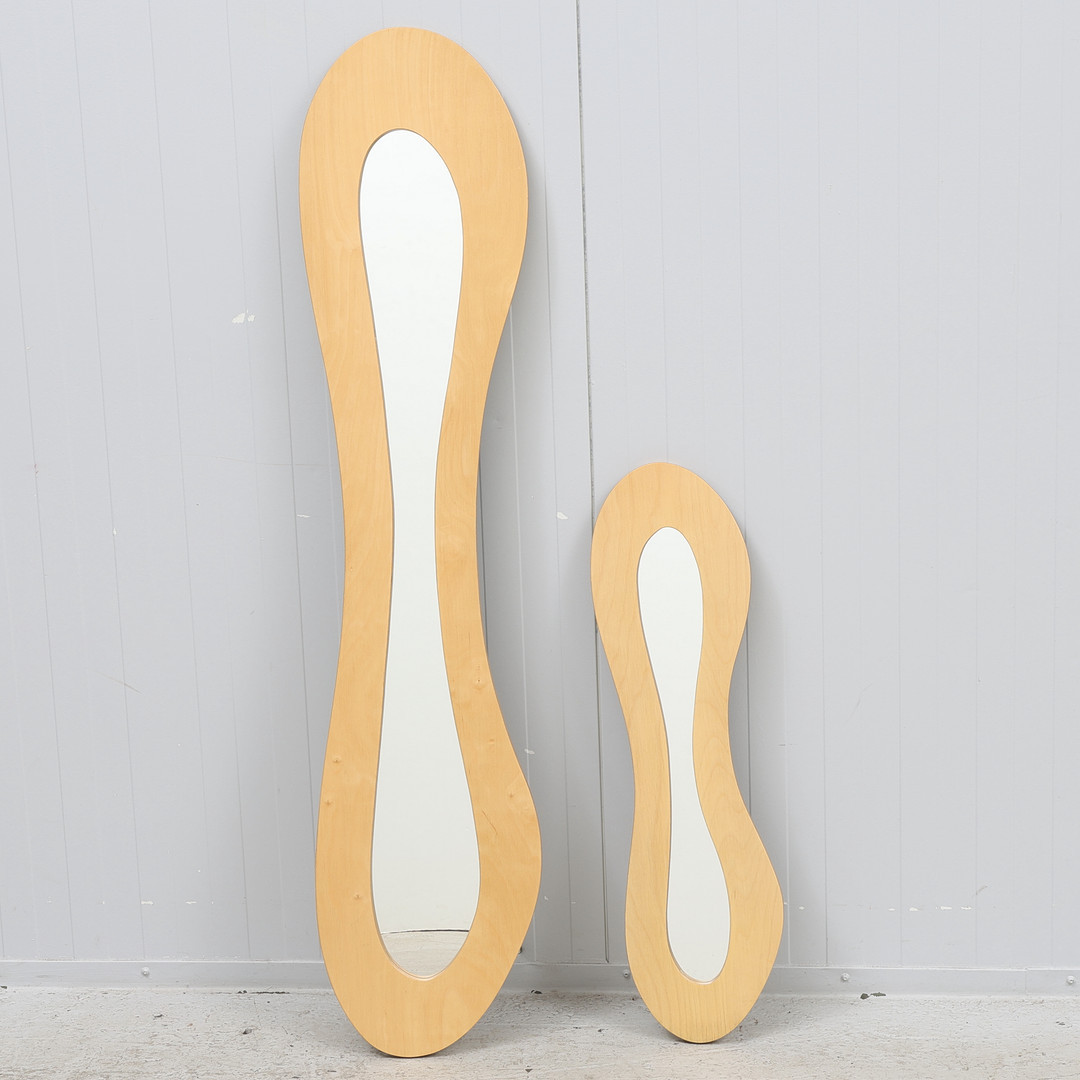 SPEGLAR, 2 st, trä, sent 1900-tal.