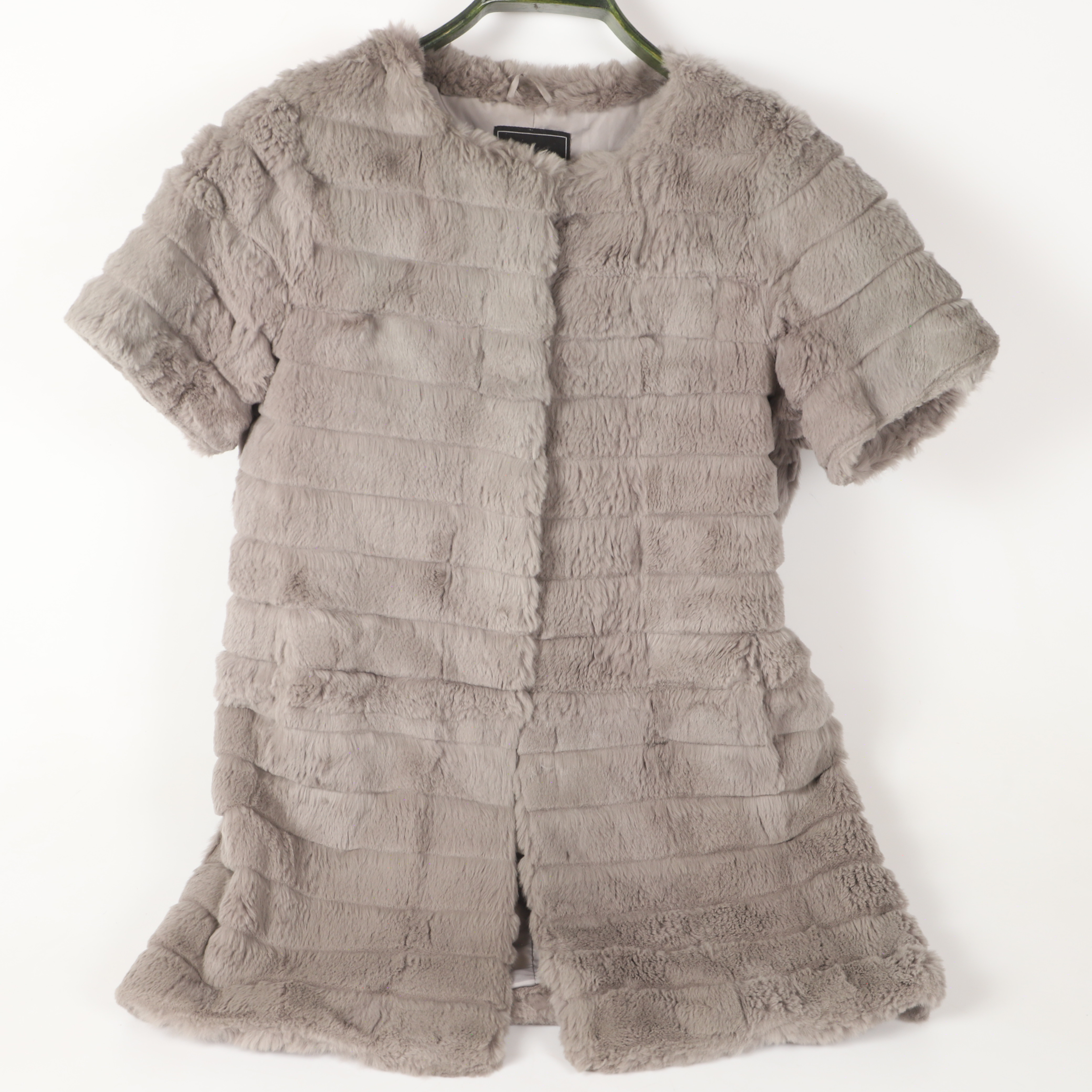 JACKA, kortärmad, kaninpäls, Kay Cee, Copenhagen.