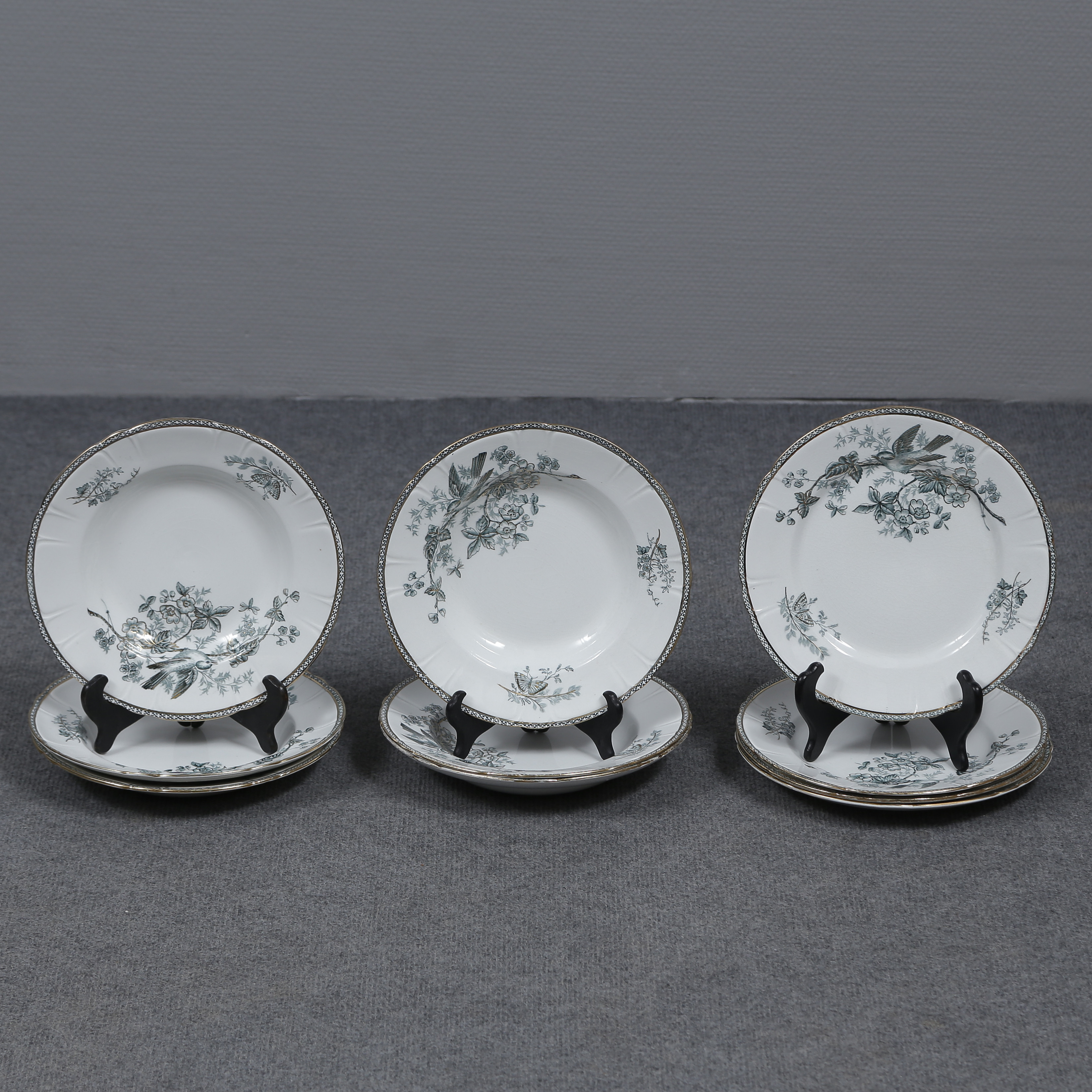 6 DJUPA TALLRIKAR SAMT 4 TALLRIKAR, WEIXÖ GULD, PORSLIN, GUSTAVSBERG.