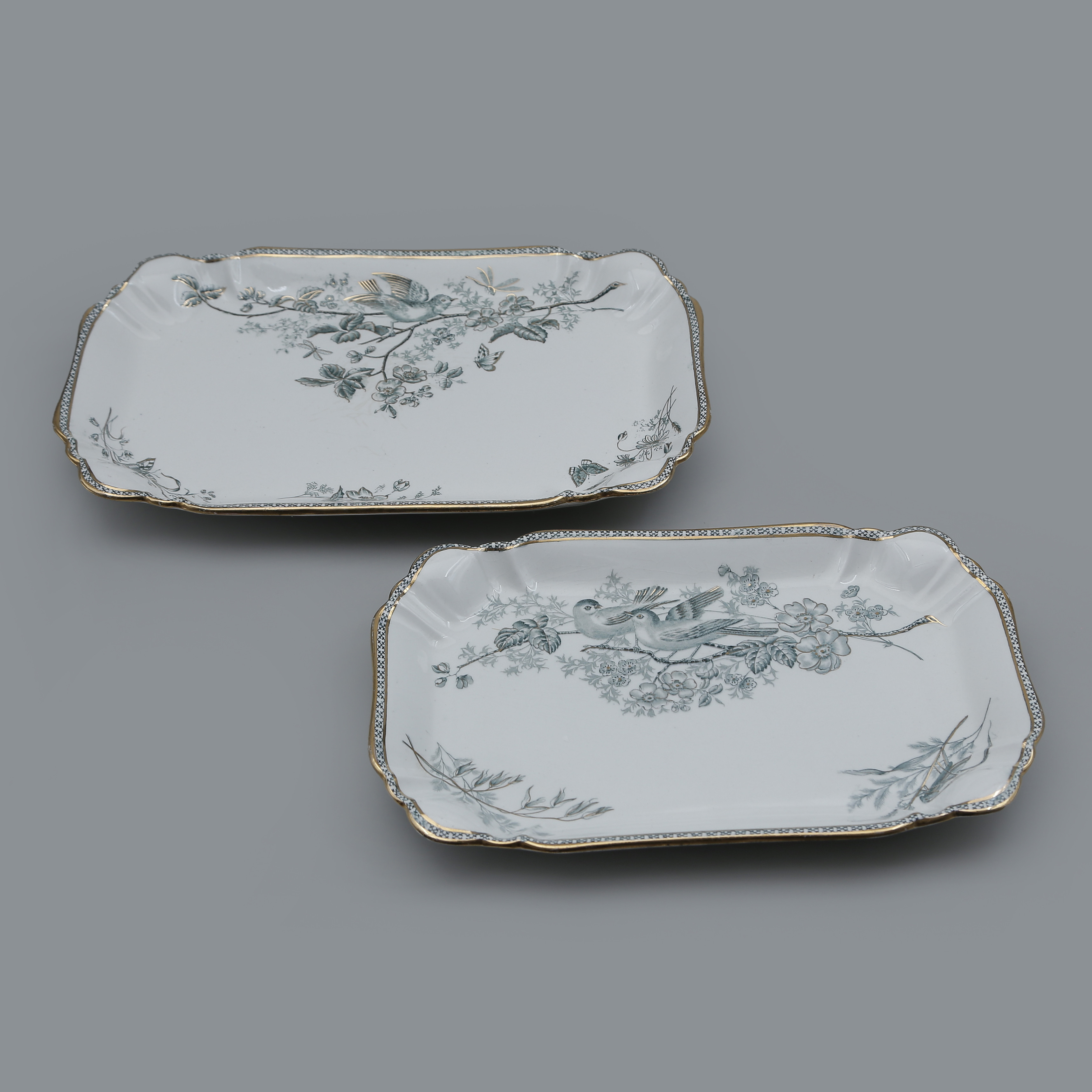 2 UPPLÄGGNINGSFAT, WEIXÖ GULD, PORSLIN, GUSTAVSBERG.