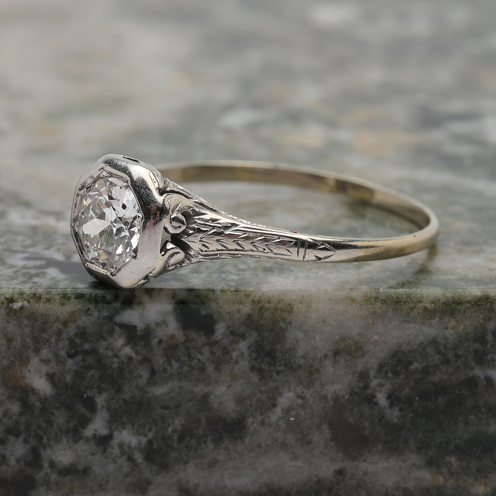 RING, 18k vitguld, gammalslipad diamant ca 0.60ct, art deco, oktogonal fattning, totalvikt ca 2,26g.
