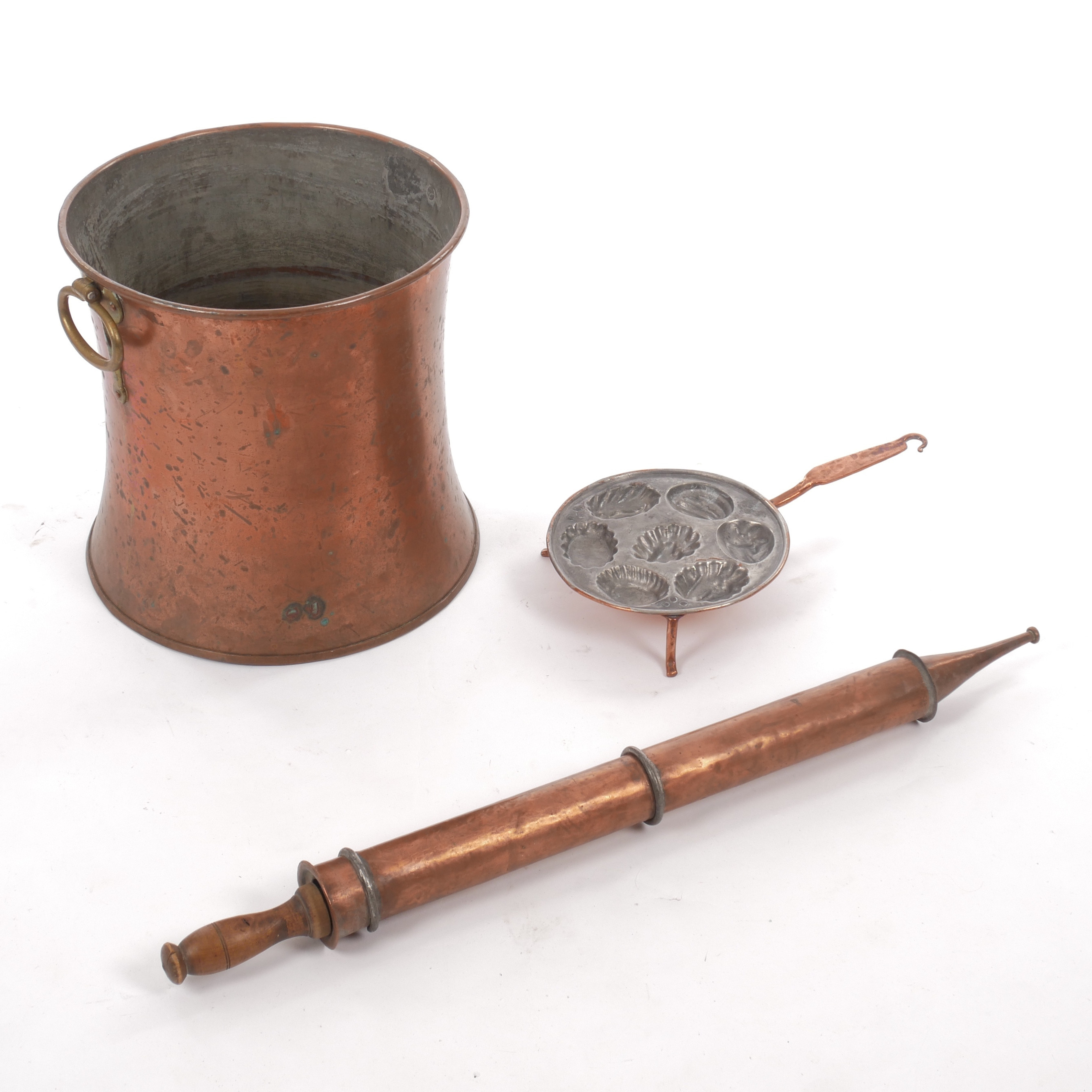 KITTEL, BRANDSPRUTA, MUNKPANNA. Koppar, 18/1900-tal.