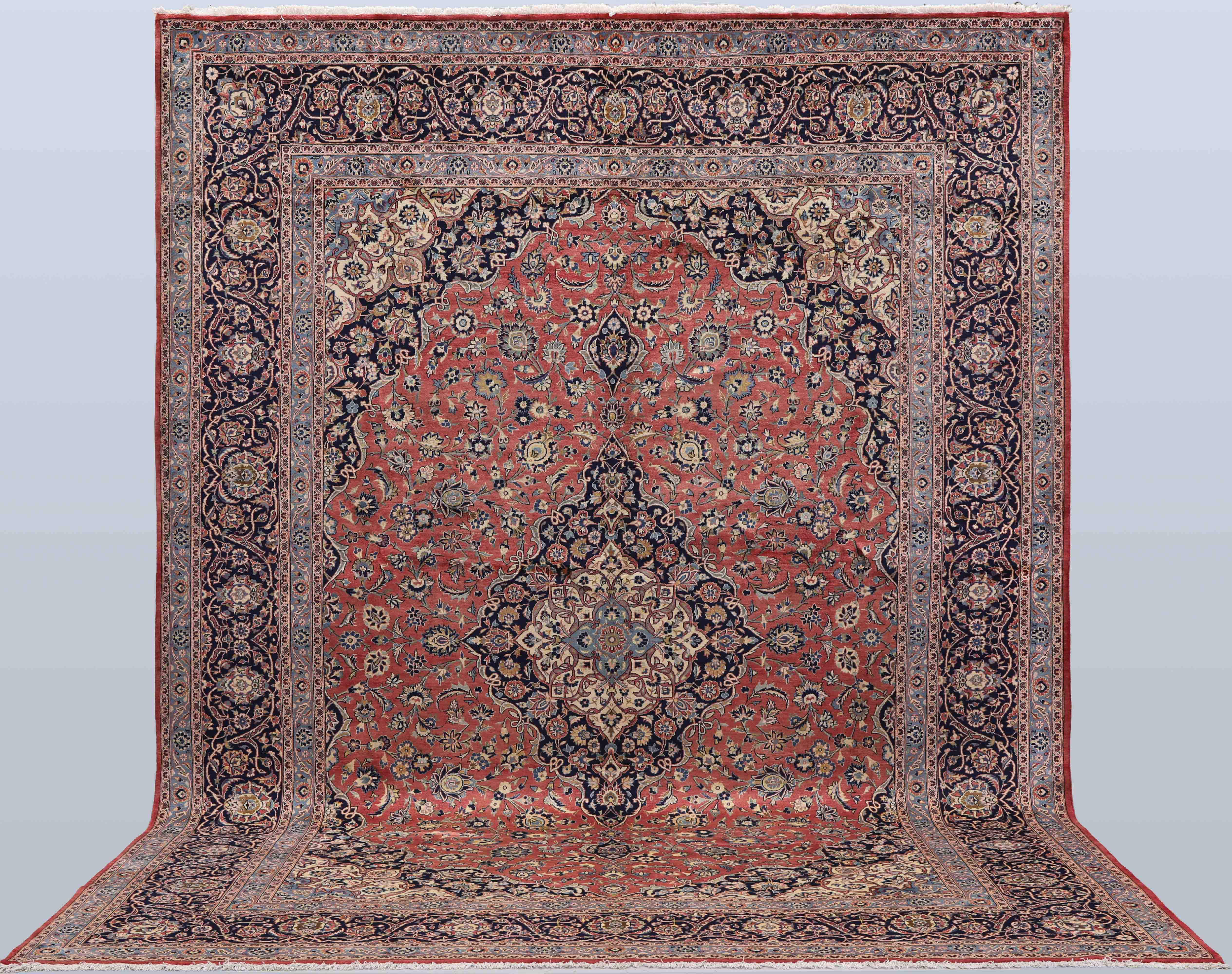 MATTA. Keshan fine, 427 x 315 cm.