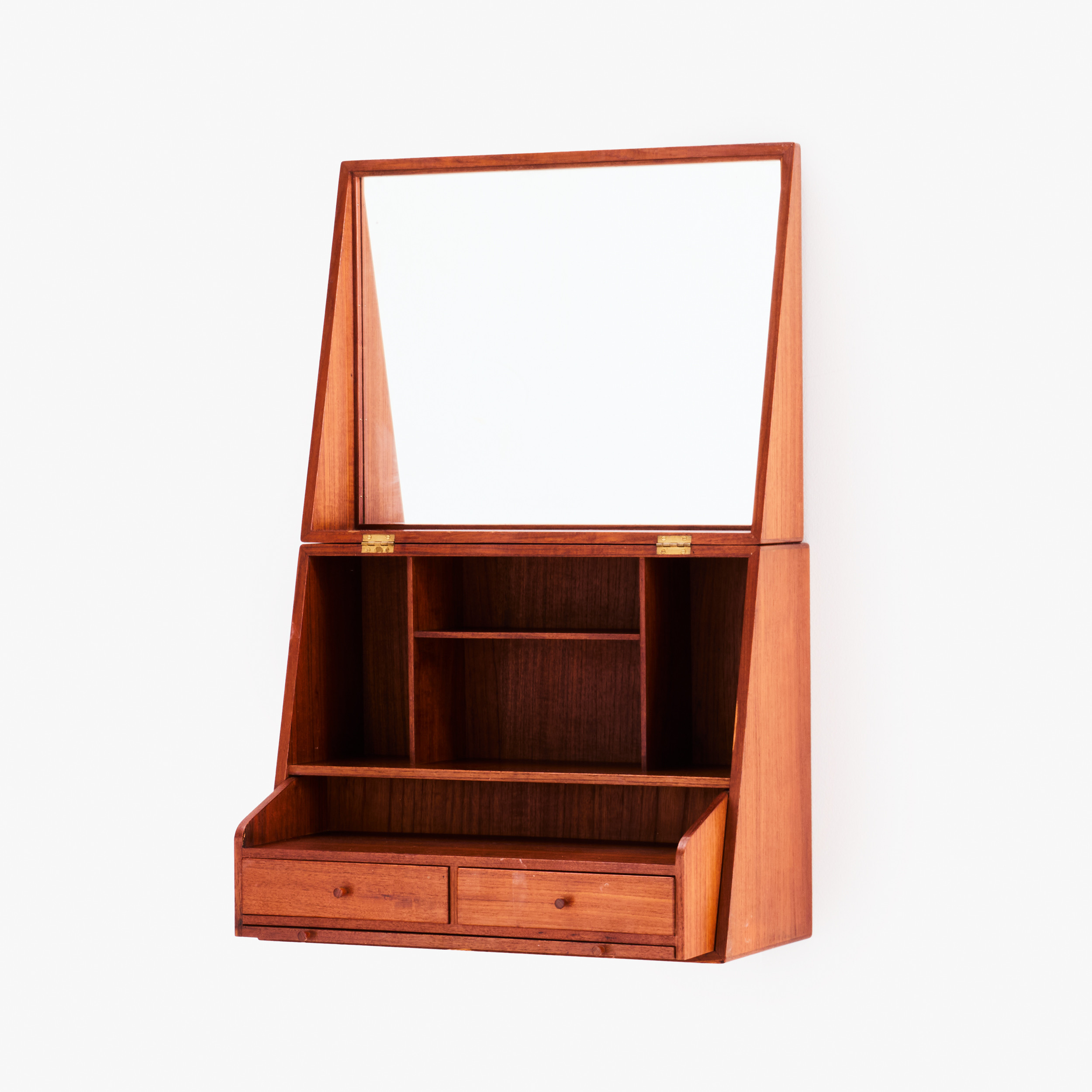 VÄGGHÄNGT SMINKSKÅP, Snickarmästare P. Jensen, Köpenhamn, Danmark 1950/60-tal.