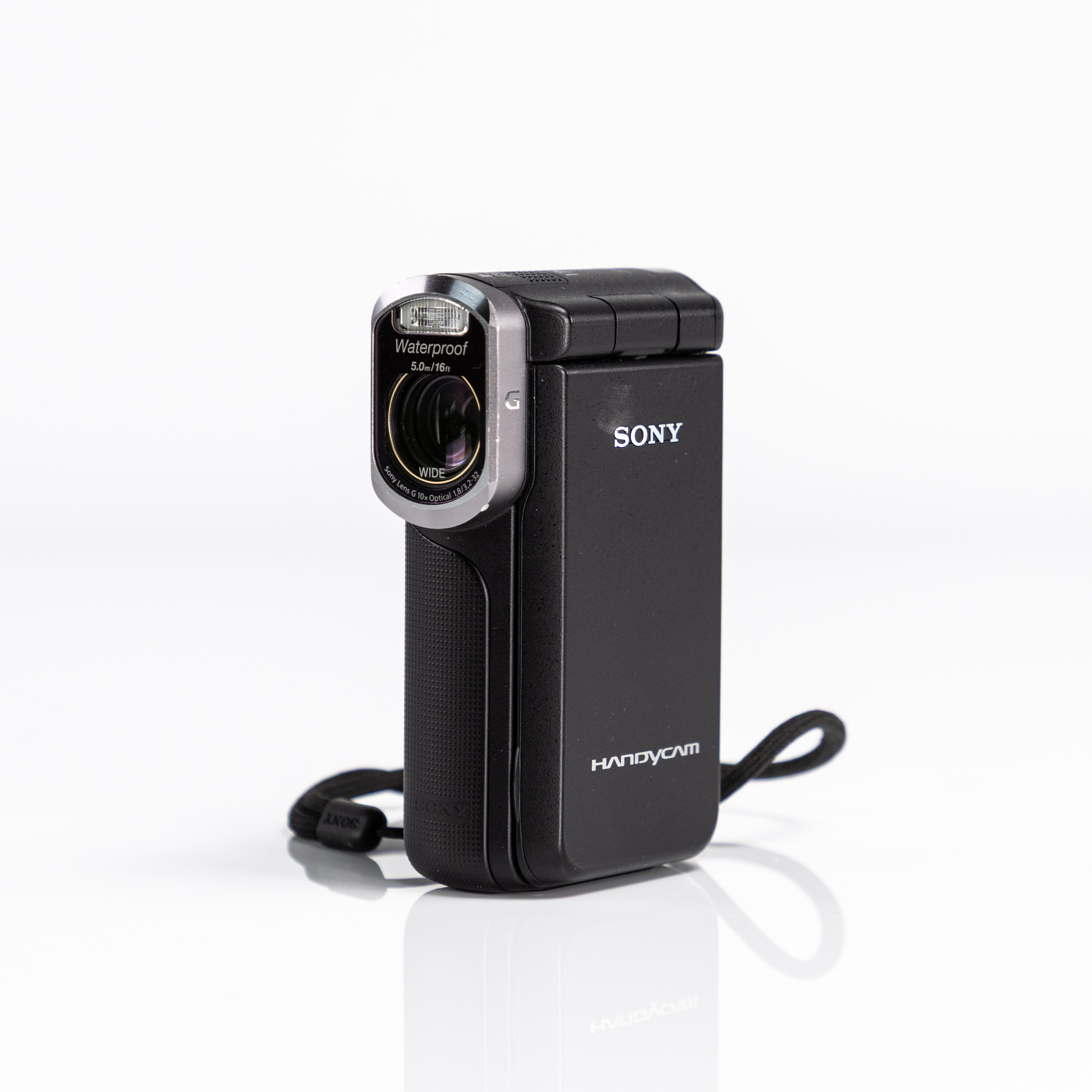 SONY. Handycam HDR-GW55, 2012, Japan.