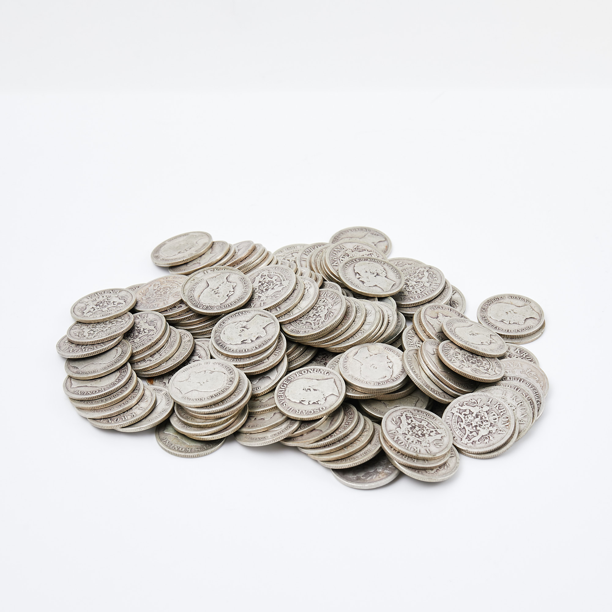 MYNT, ca 145 st., 800/1000 silver, Oscar II, 1 kronor, Sverige och Norge, omkring 1900.