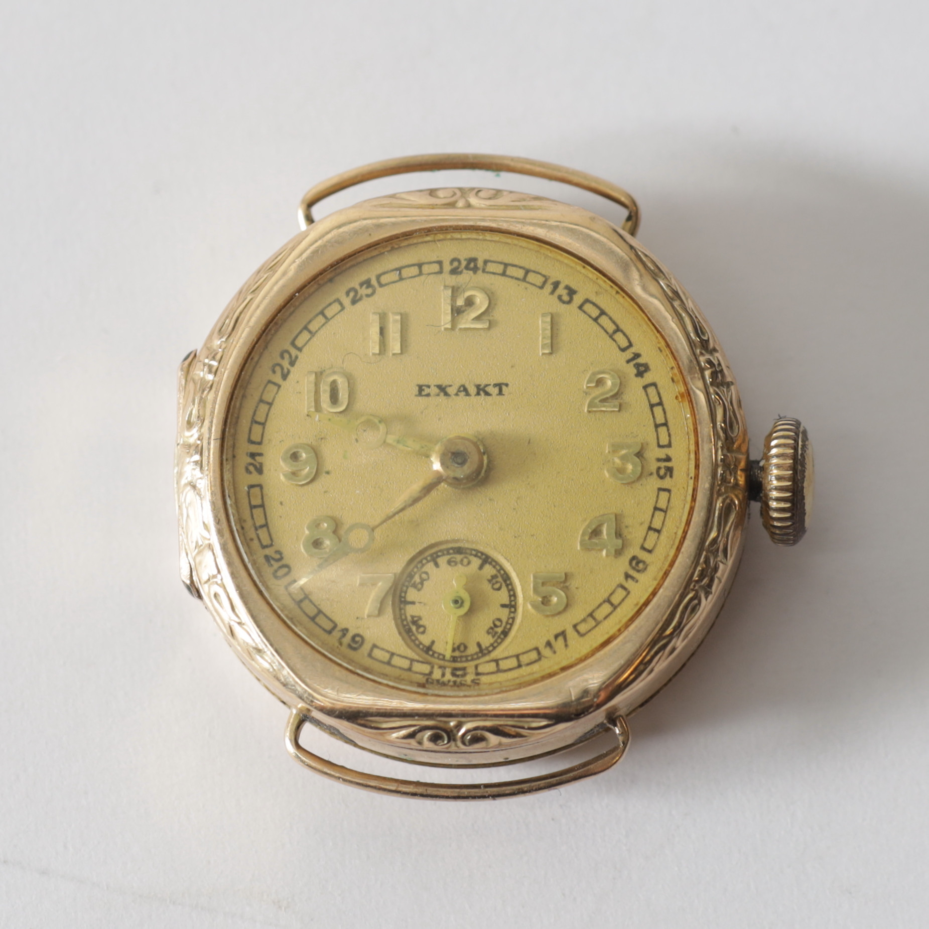 ARMBANDSUR, 14K guld i boett. Totalvikt ca 7.8 g.