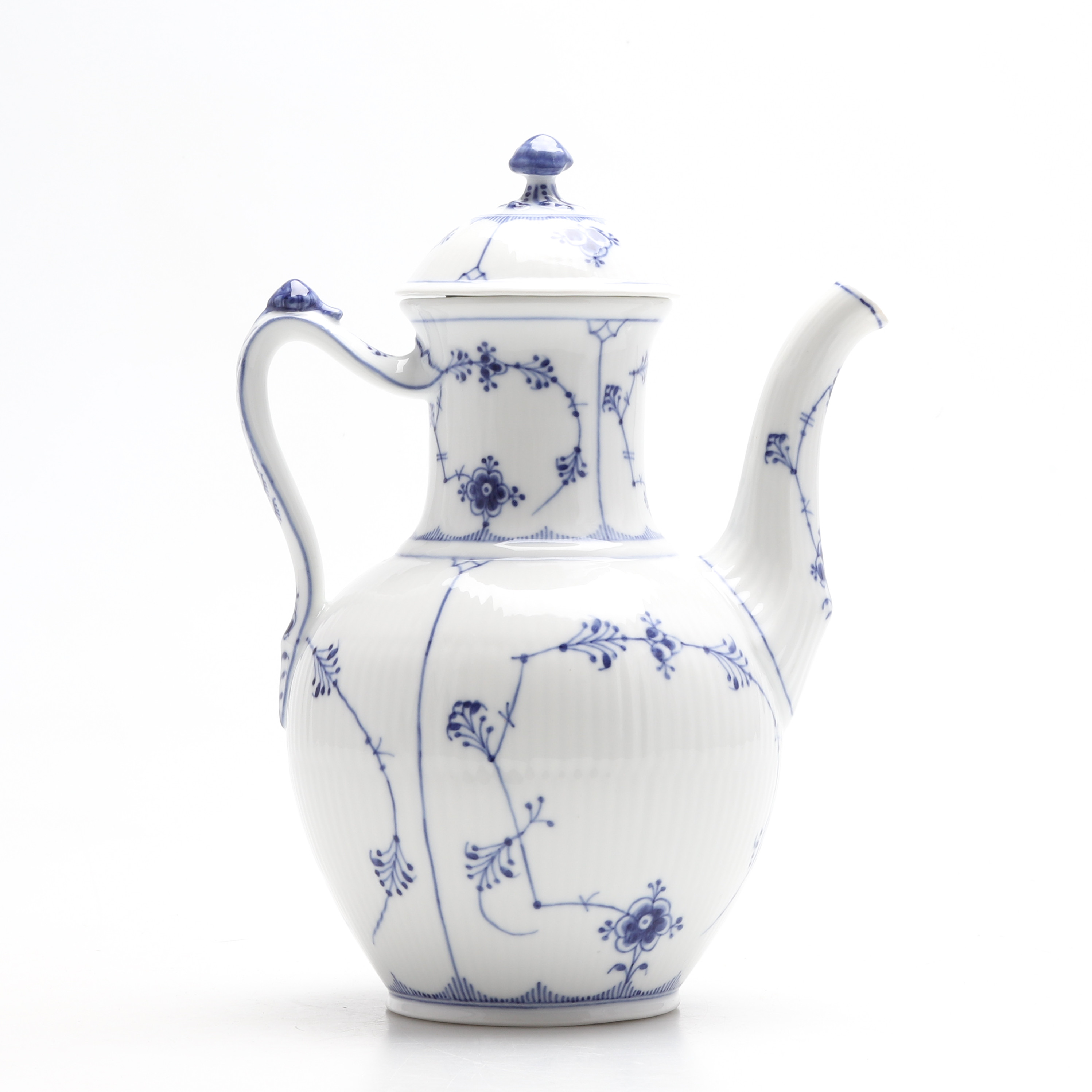 KAFFEKANNA, porslin, "Musselmalet", modell 49, Royal Copenhagen.