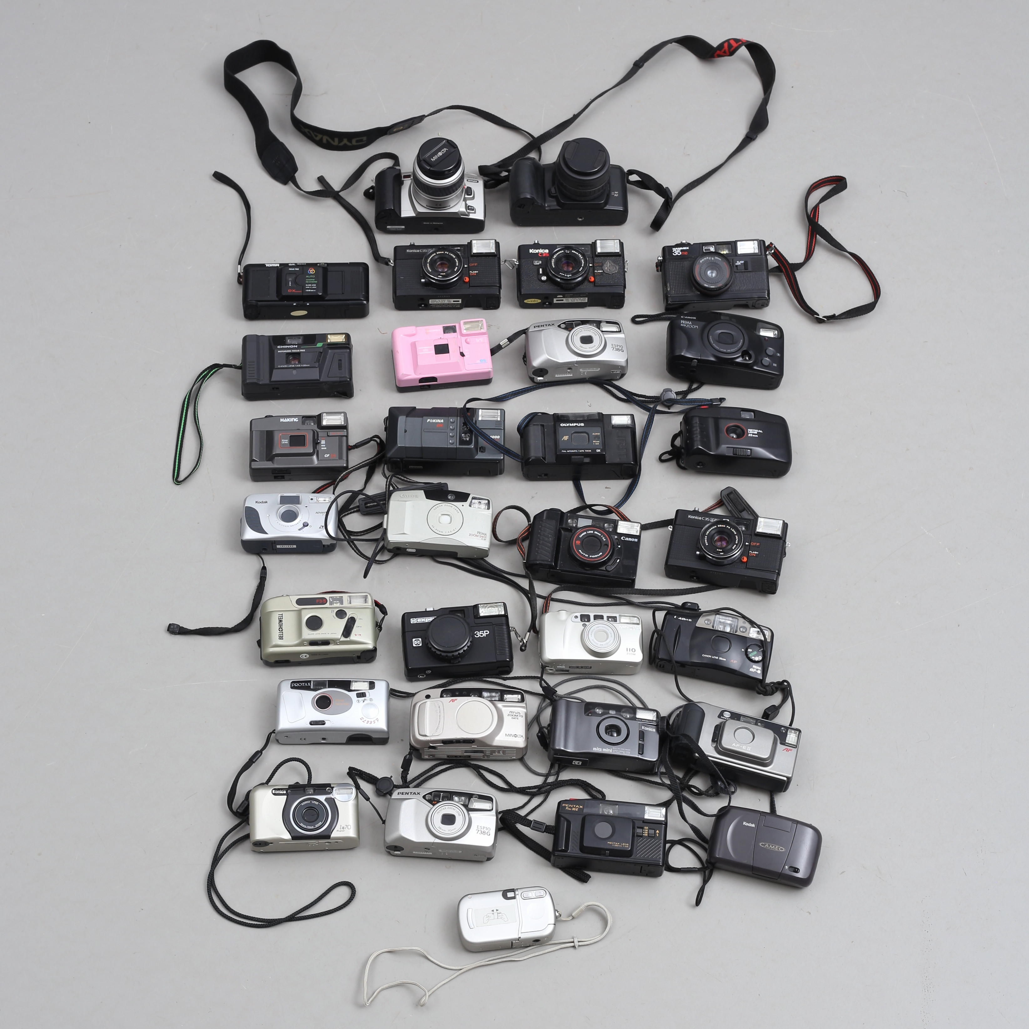 PARTI KAMEROR ca 30 st, Bla Canon, Konica, Chinon, Minolta.