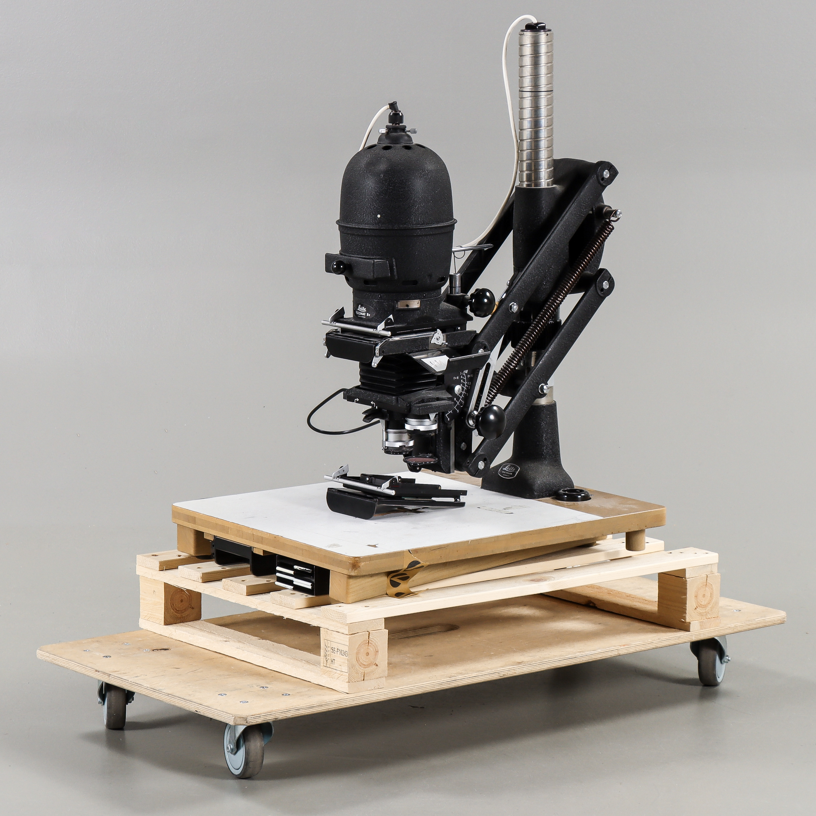 FÖRSTORNINGSAUTOMAT Leitz Focomat IIc, Tyskland.