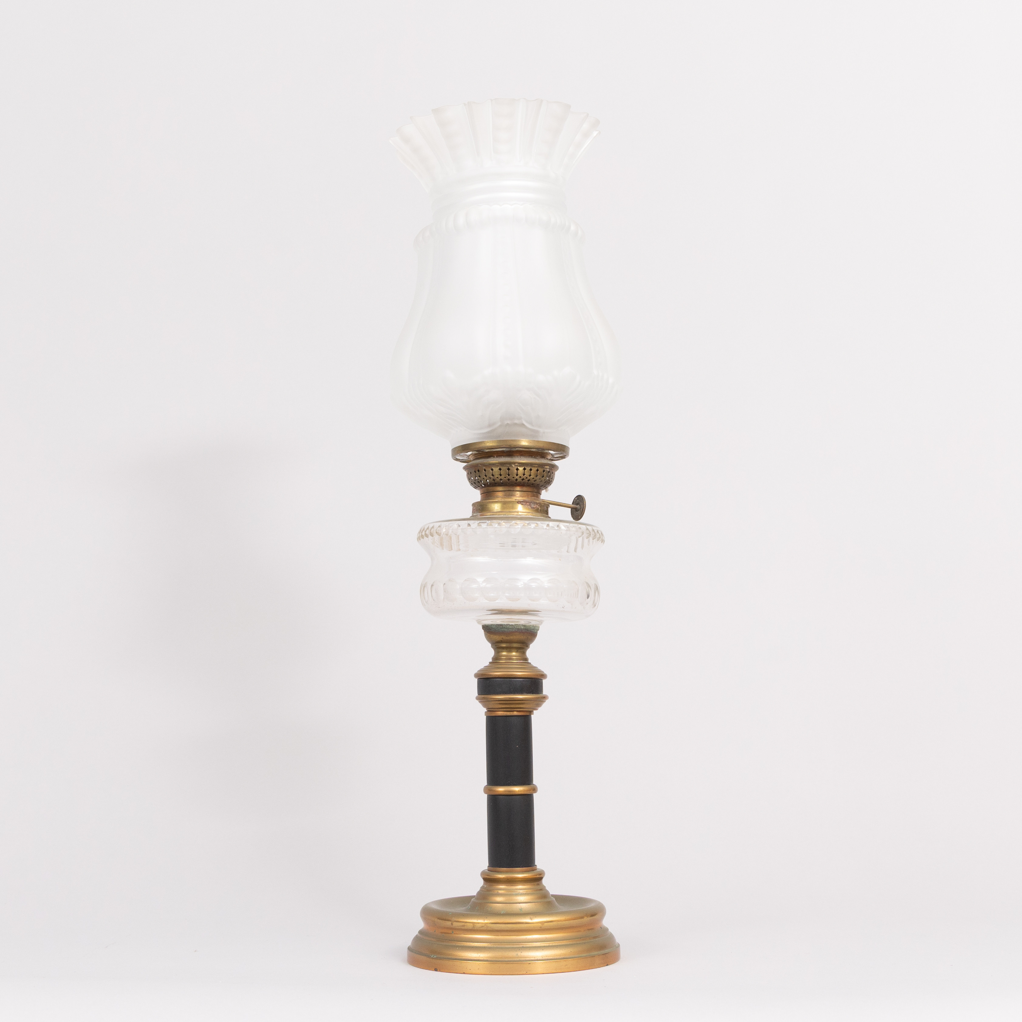 BORDSFOTOGENLAMPA, gulmetall, glas, 1900-tal.