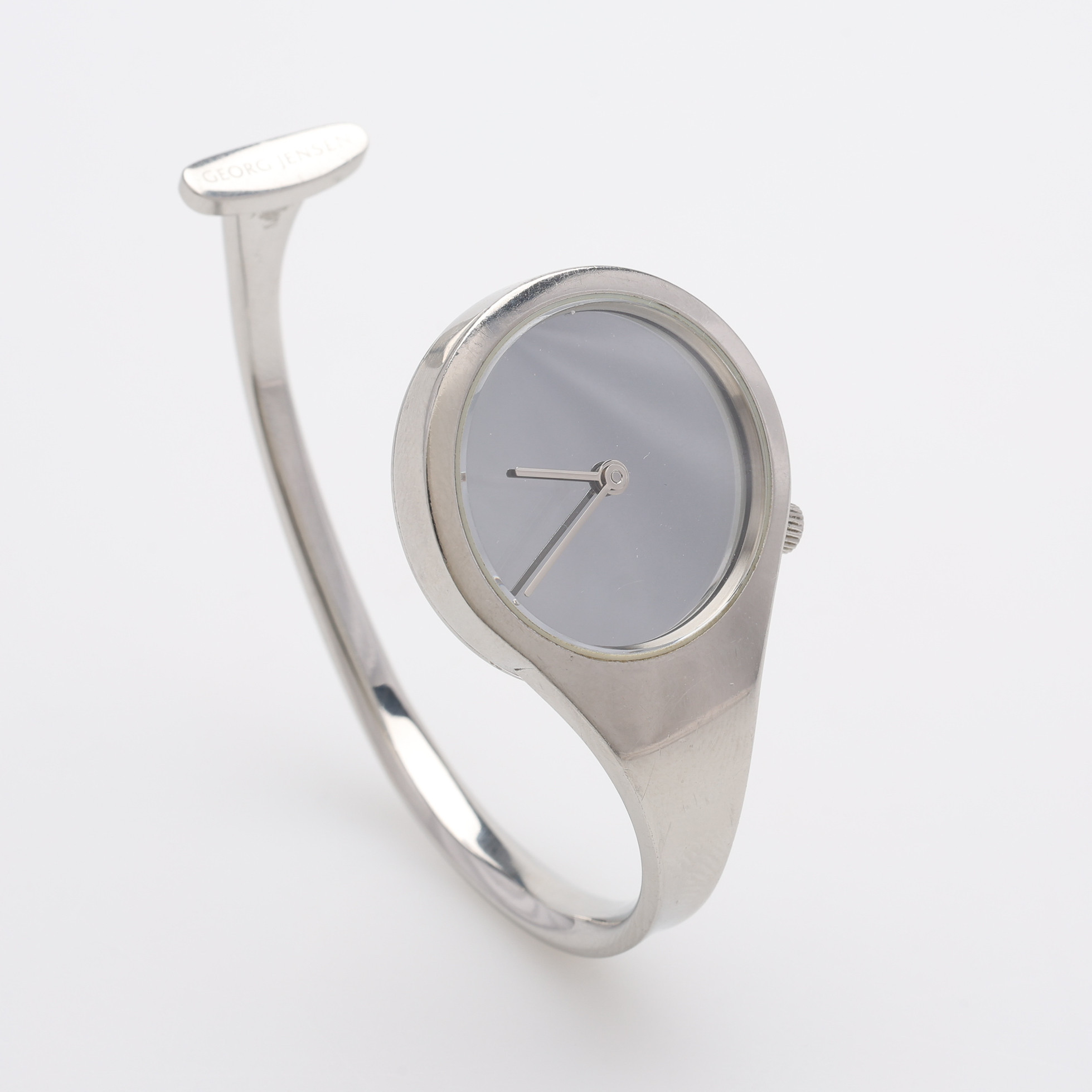 VIVIANNA TORUN BÜLOW-HÜBE. ARMBANDSUR, STÅL, GEORG JENSEN, DANMARK.