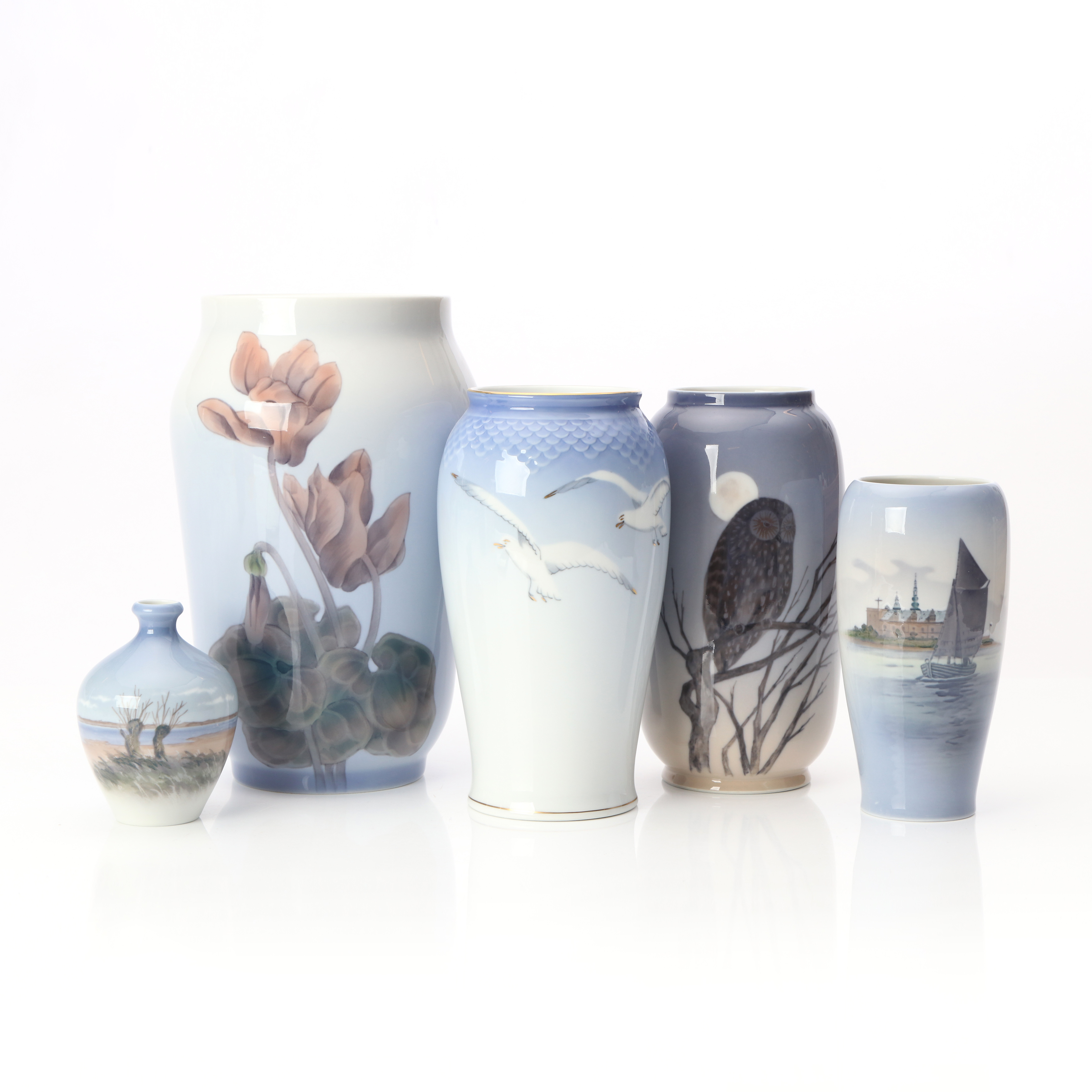 VASER, FEM ST. Porslin. Royal Copenhagen samt Bing & Gröndahl.