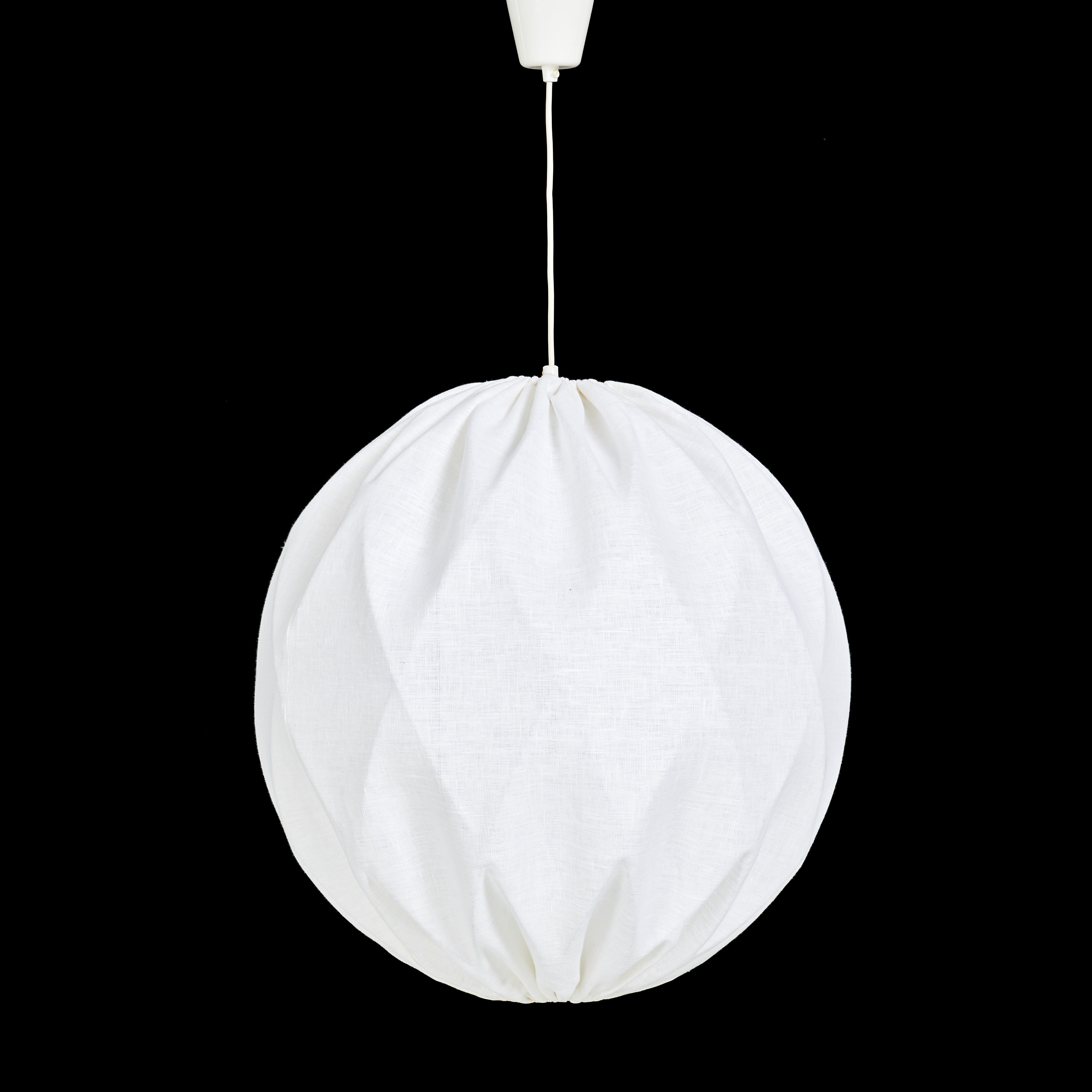 TORE AHLSÉN. Taklampa, "Pia", metall, textilskärm, Gärsnärs, 5 ljuspunkter.