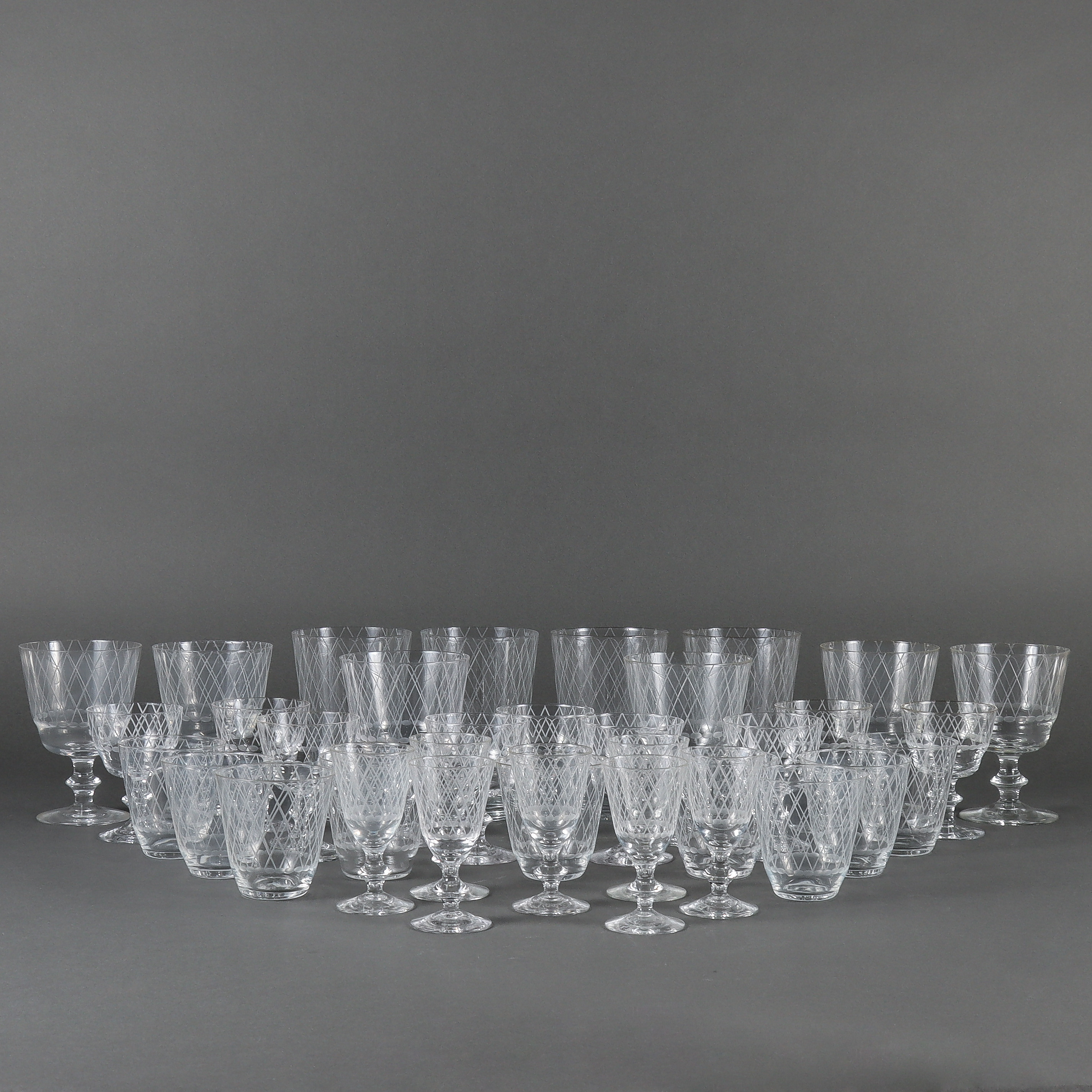 VICKE LINDSTRAND. Glasservis Kosta, Sickan.