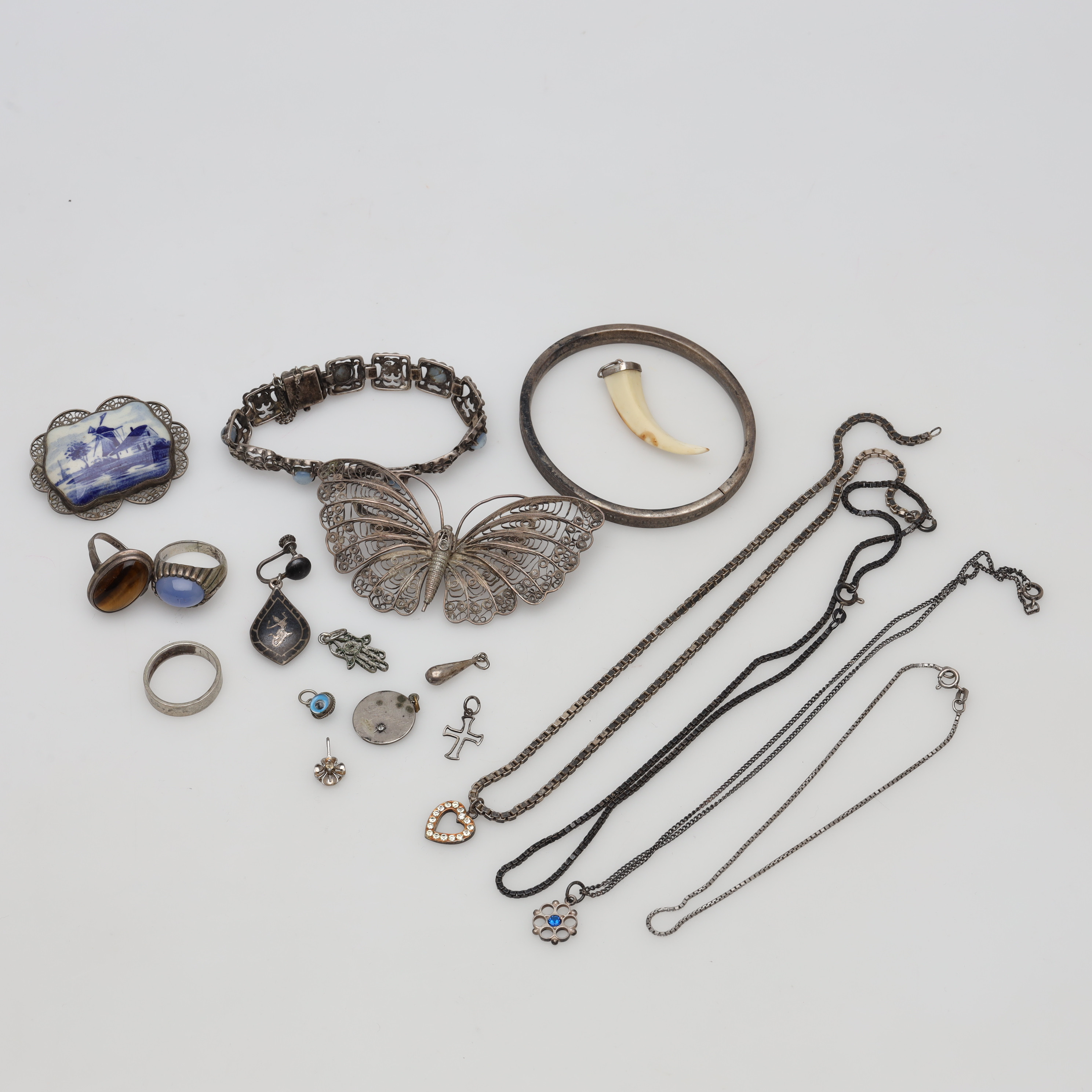 SILVERSMYCKEN 19 stycken , bruttovikt ca 114 gram.