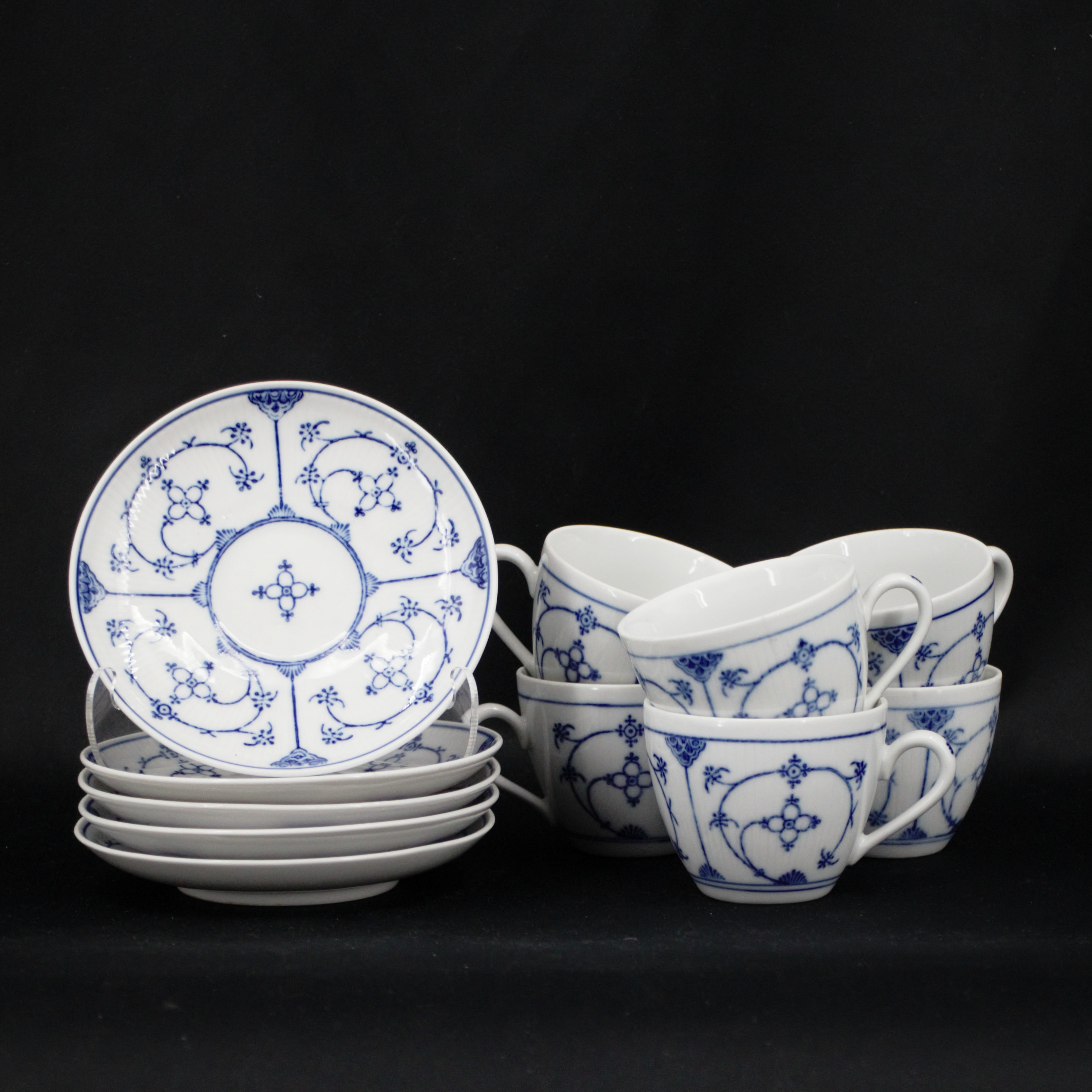 KAFFESERVIS, 11 delar, "Musselmalet", porslin, Meissen, Tyskland.