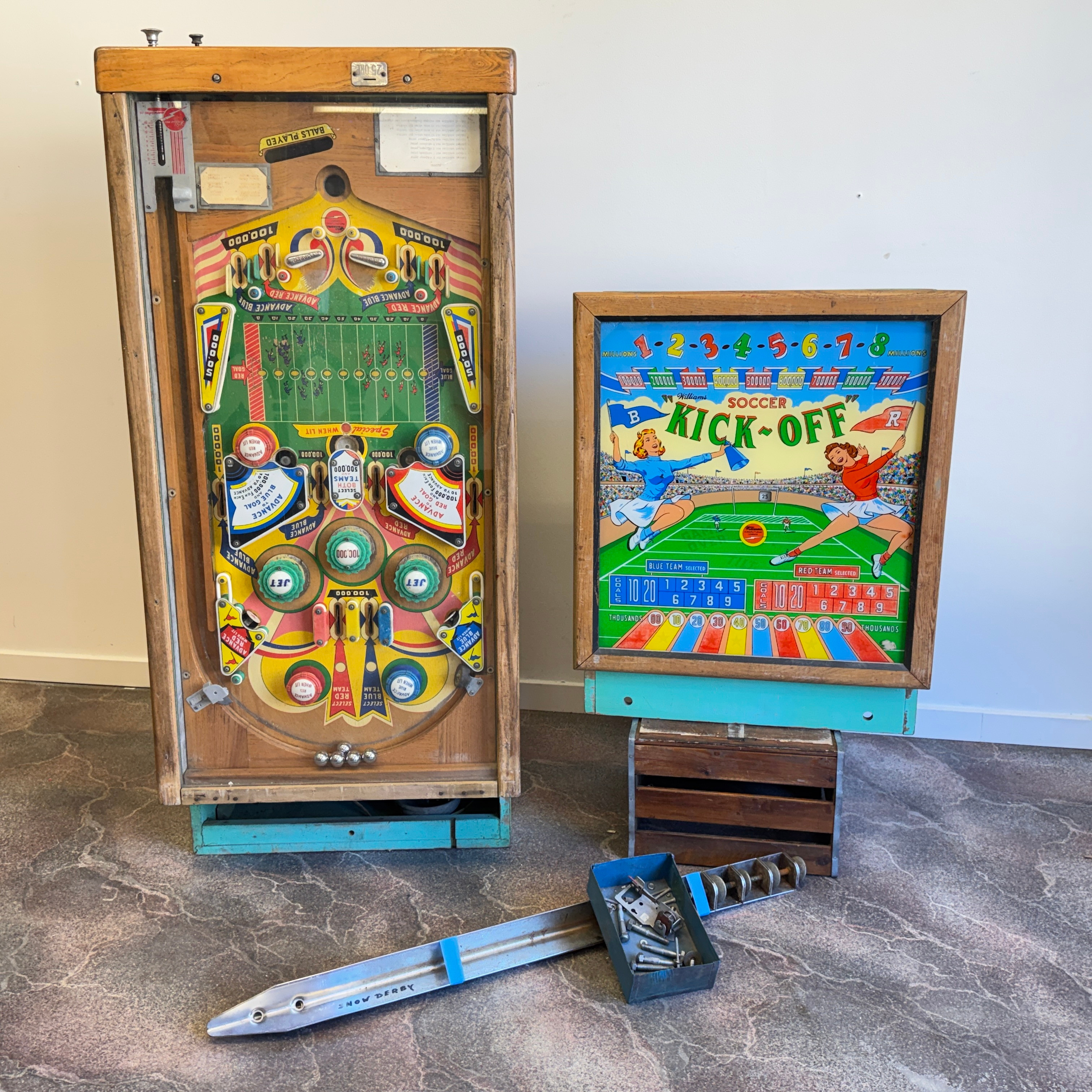 FLIPPERSPEL, WILLIAMS SOCCER KICK OFF, 1958, USA.