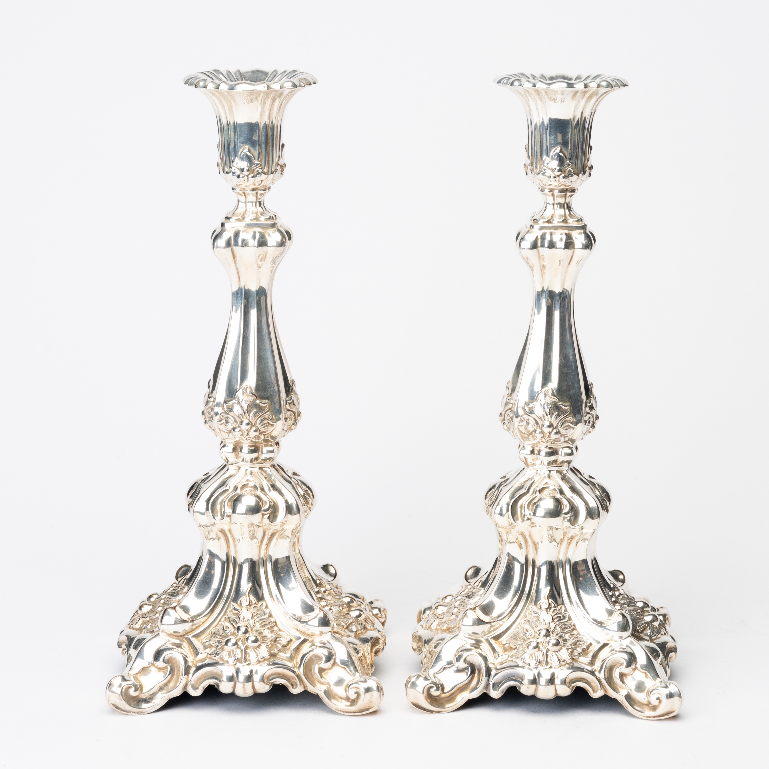 LJUSSTAKAR, ett par, silver, svenska importstämplar.