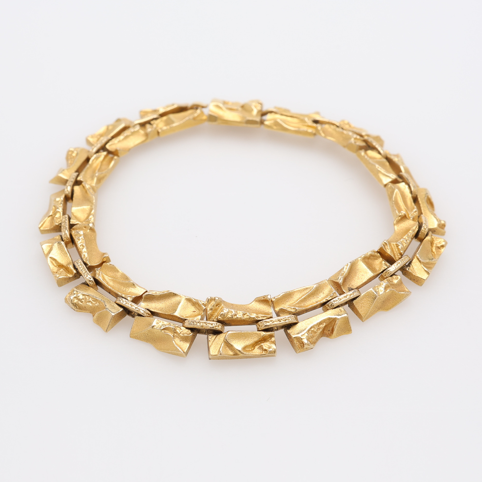 BJÖRN WECKSTRÖM. ARMBAND, 18K GULD, LAPPONIA, FINLAND, 1993.