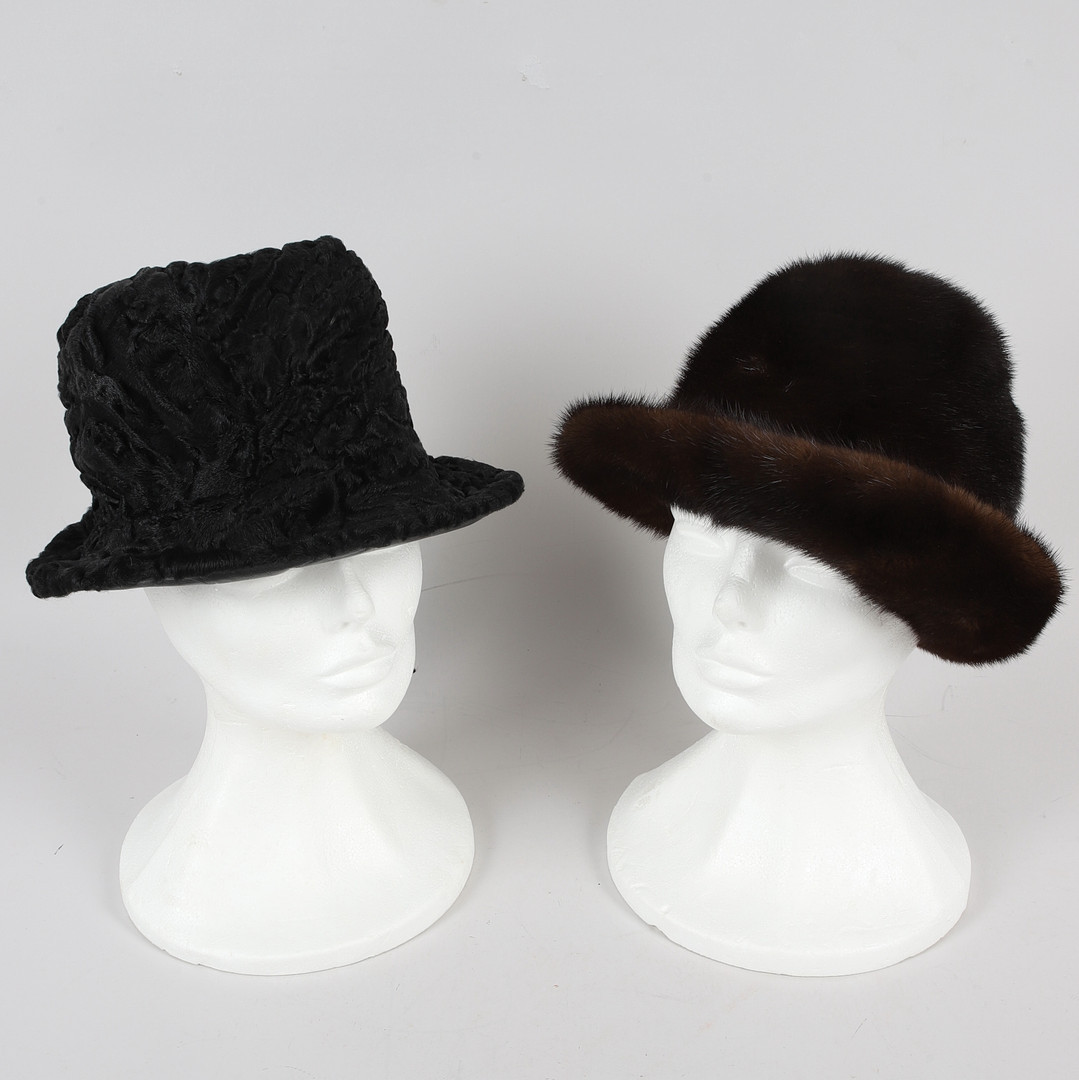 PÄLSHATTAR, 2 st, mink & persian, 1900-tal.