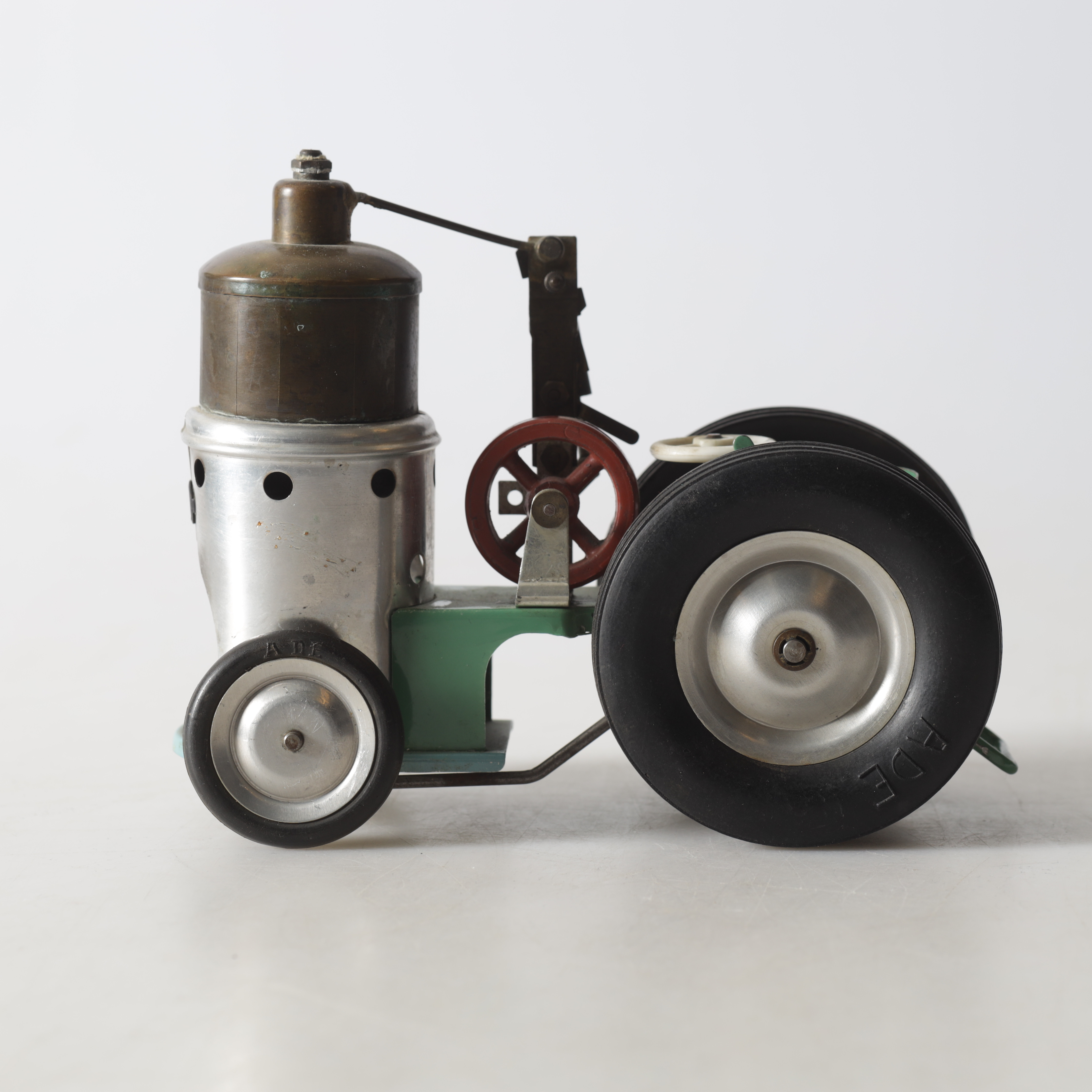 ÅNGMASKIN, Ade-traktor, August Danielsson i Insjön, 1950/60-tal.