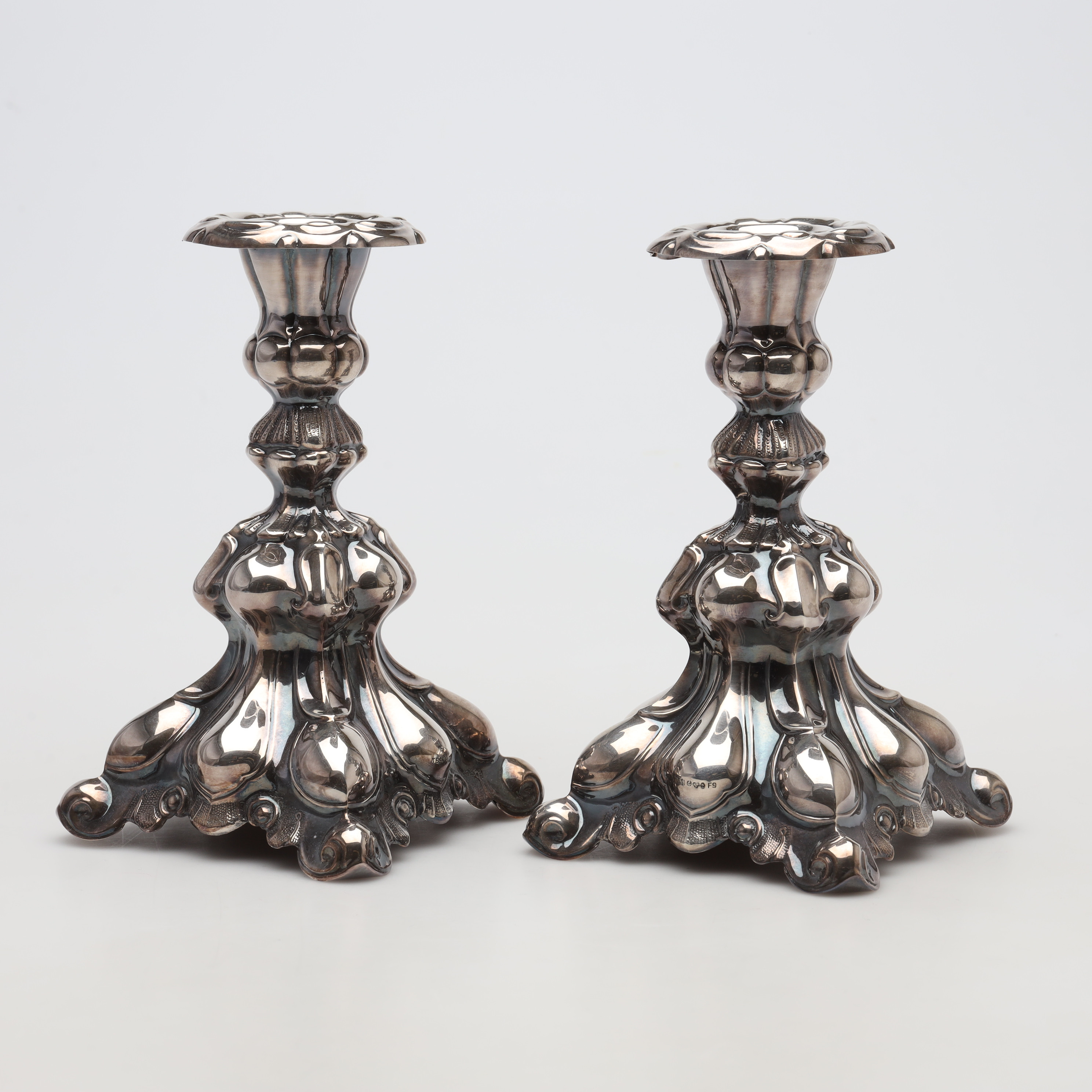 LJUSSTAKAR, ett par, silver, bruttovikt ca 800 gram.