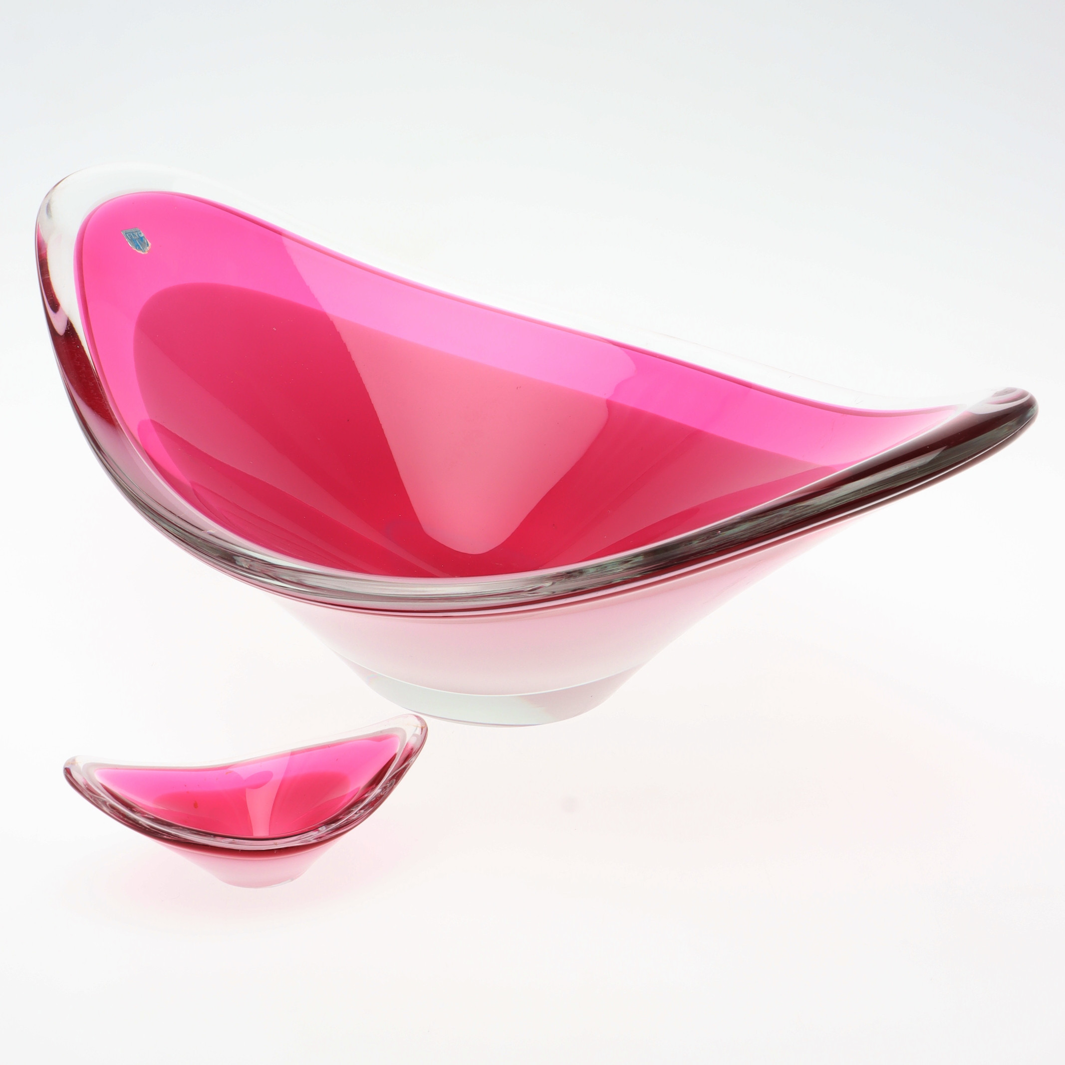 PAUL KEDELV. Skålar, 2 st, konstglas, Flygsfors.