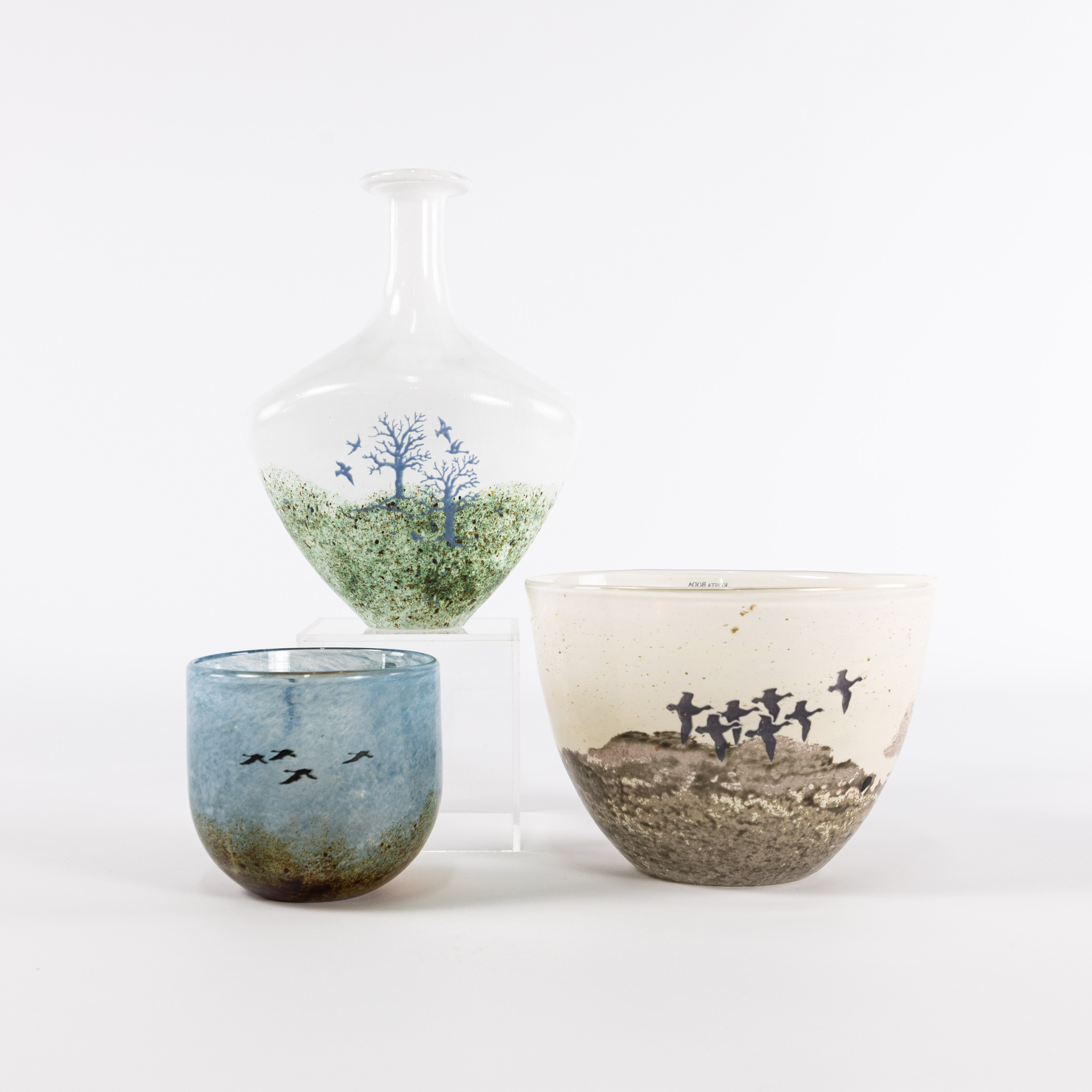 KJELL ENGMAN, vas, skålar, 3 st, signerade, Kosta Boda, högsta 21 cm.