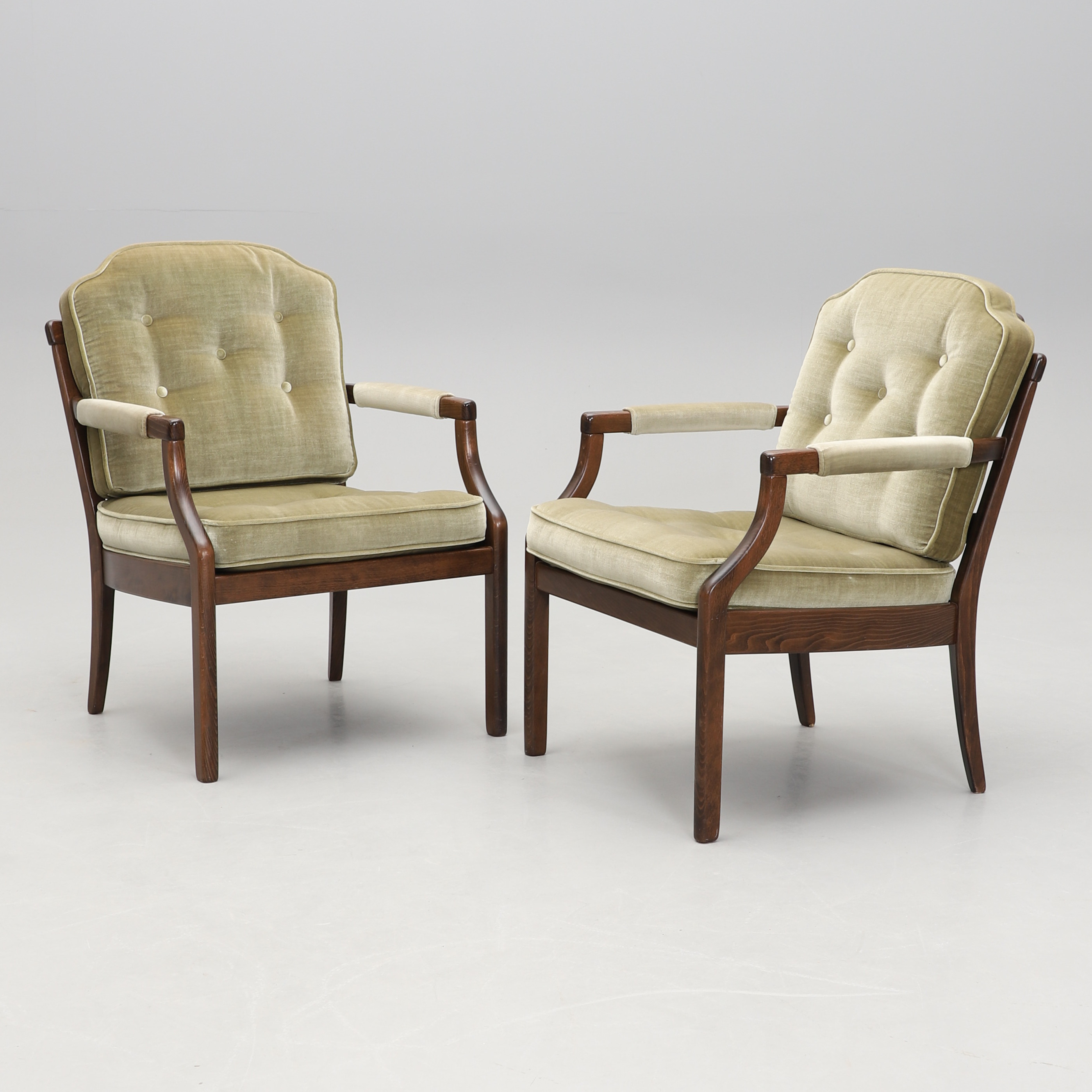 FÅTÖLJER, ett par, Bröderna Andersson, modell "Nina", 1900-talets andra hälft.