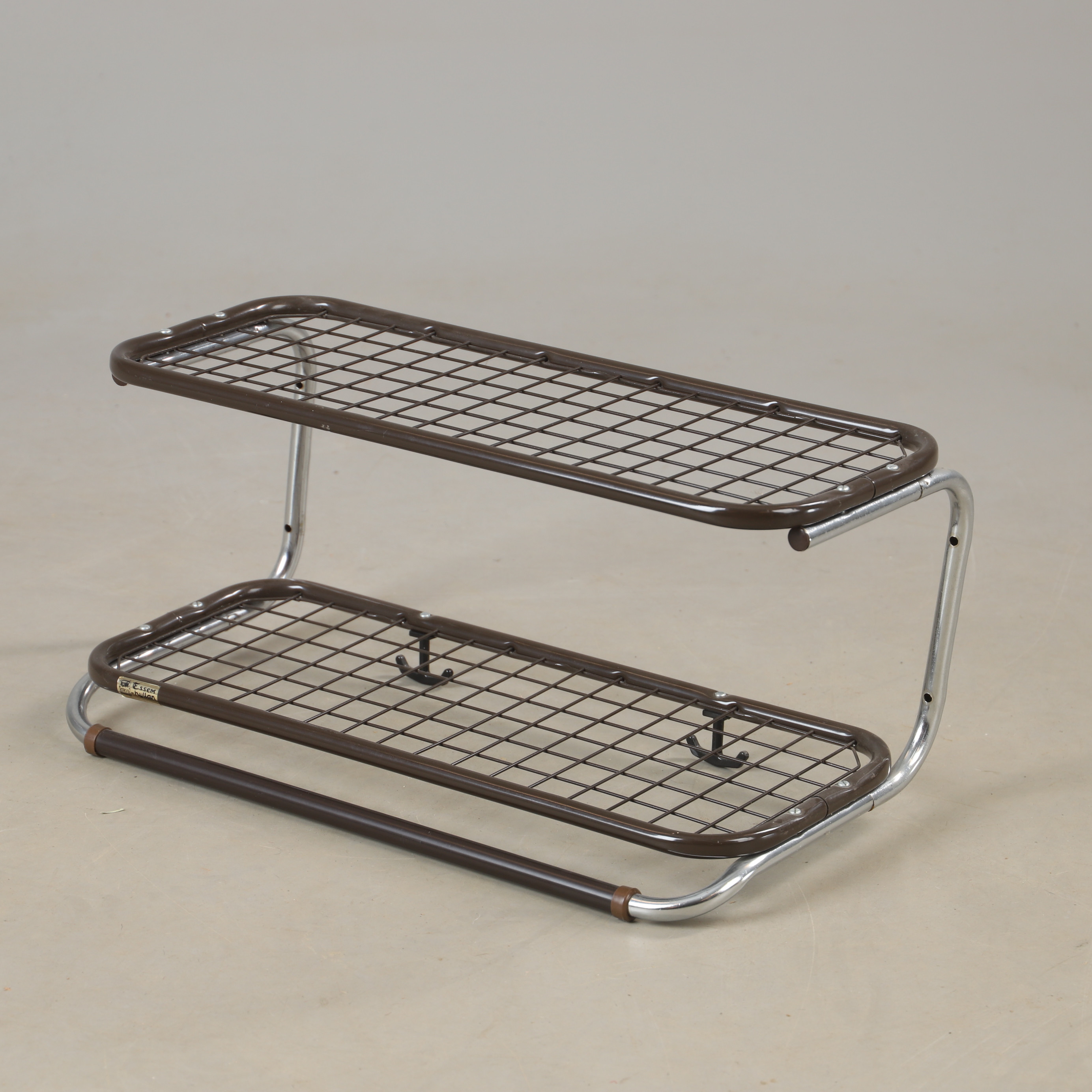 VÄGGHYLLA, "Essem-hyllan", metall, 1900-talets andra hälft.