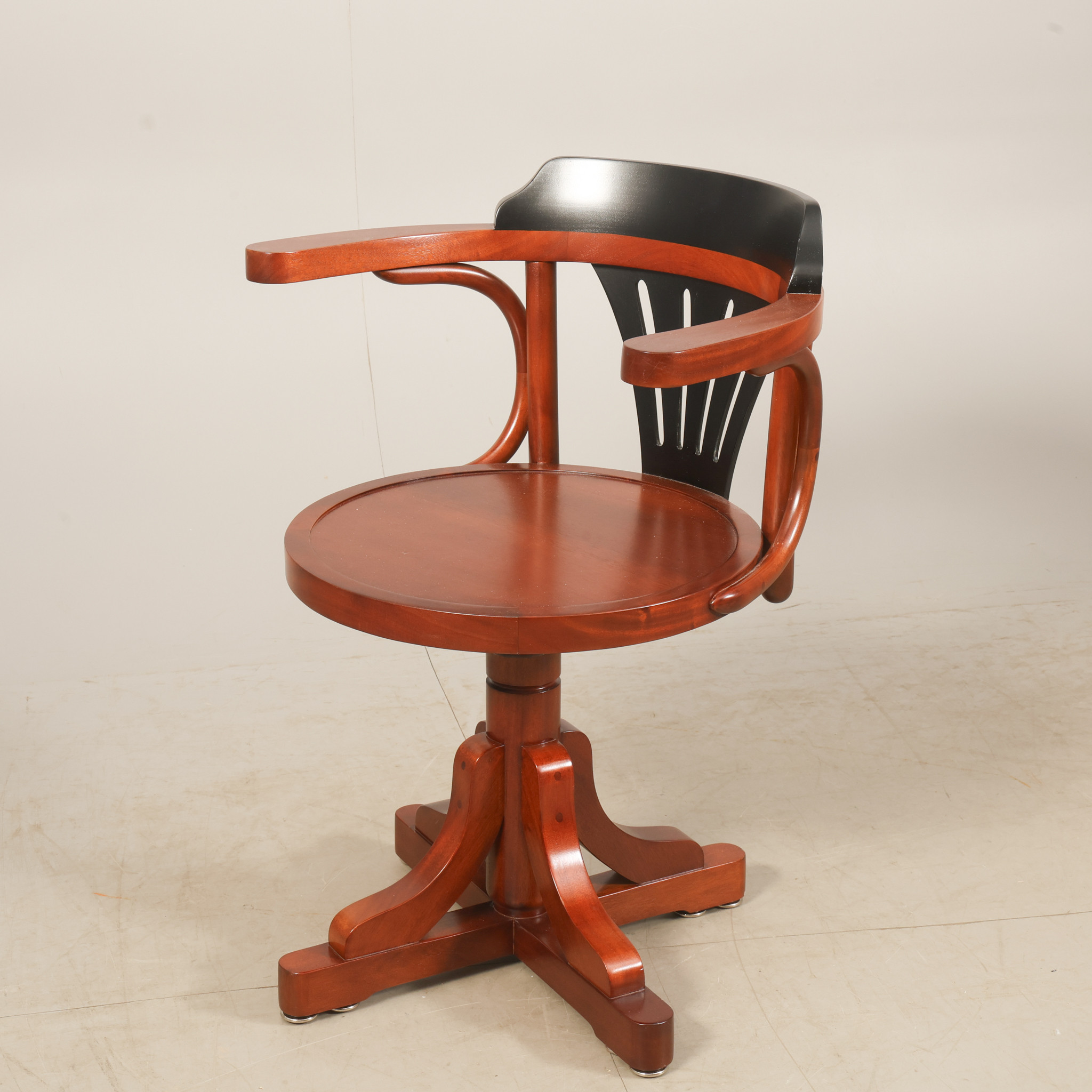 PURSER´S KONTORSSTOL, äkthetsintyg medföljer, samtida.