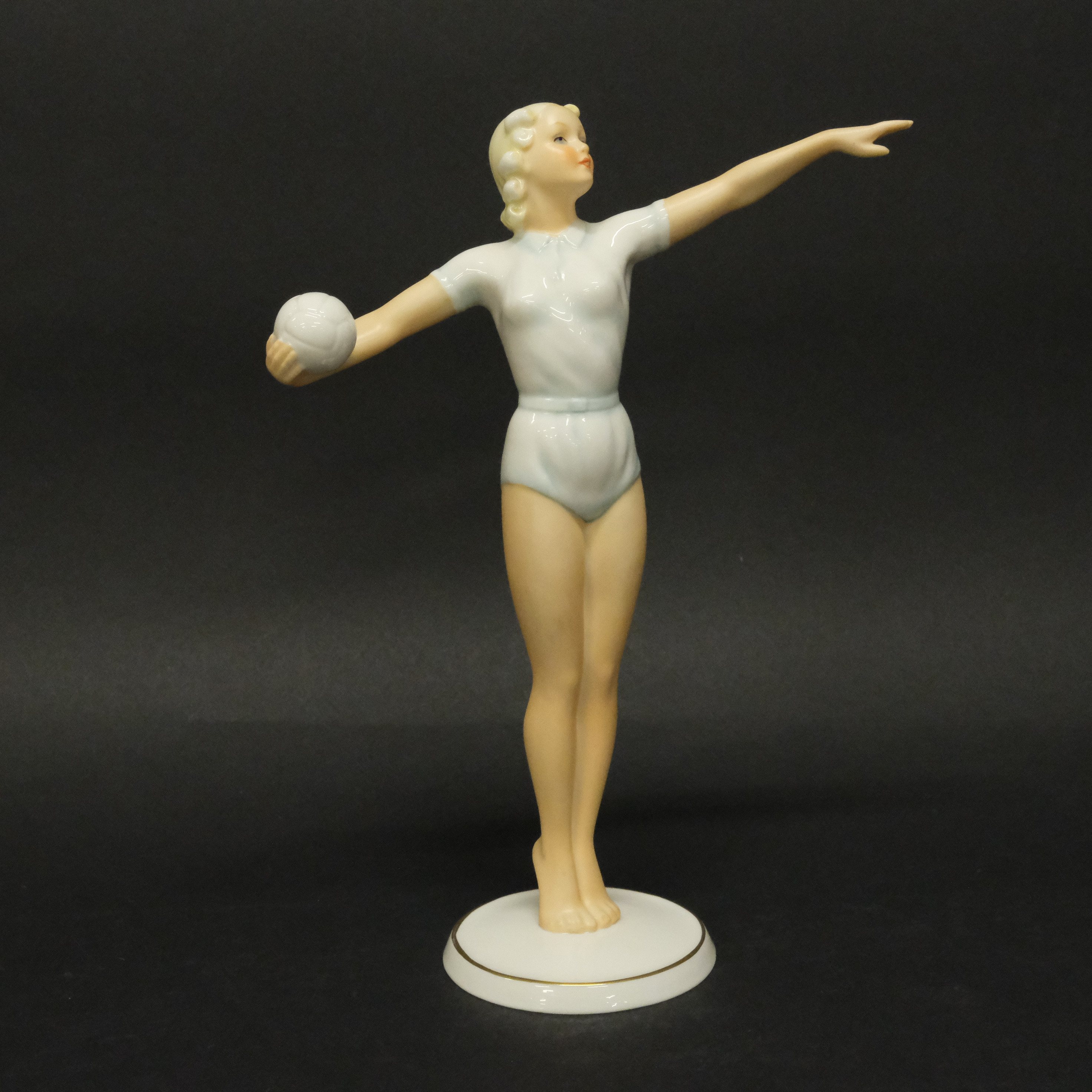 FIGURIN, SCHAUBACH KUNST, GOEBEL, VOLLEYBOLL / GYMNAST MED BOLL.