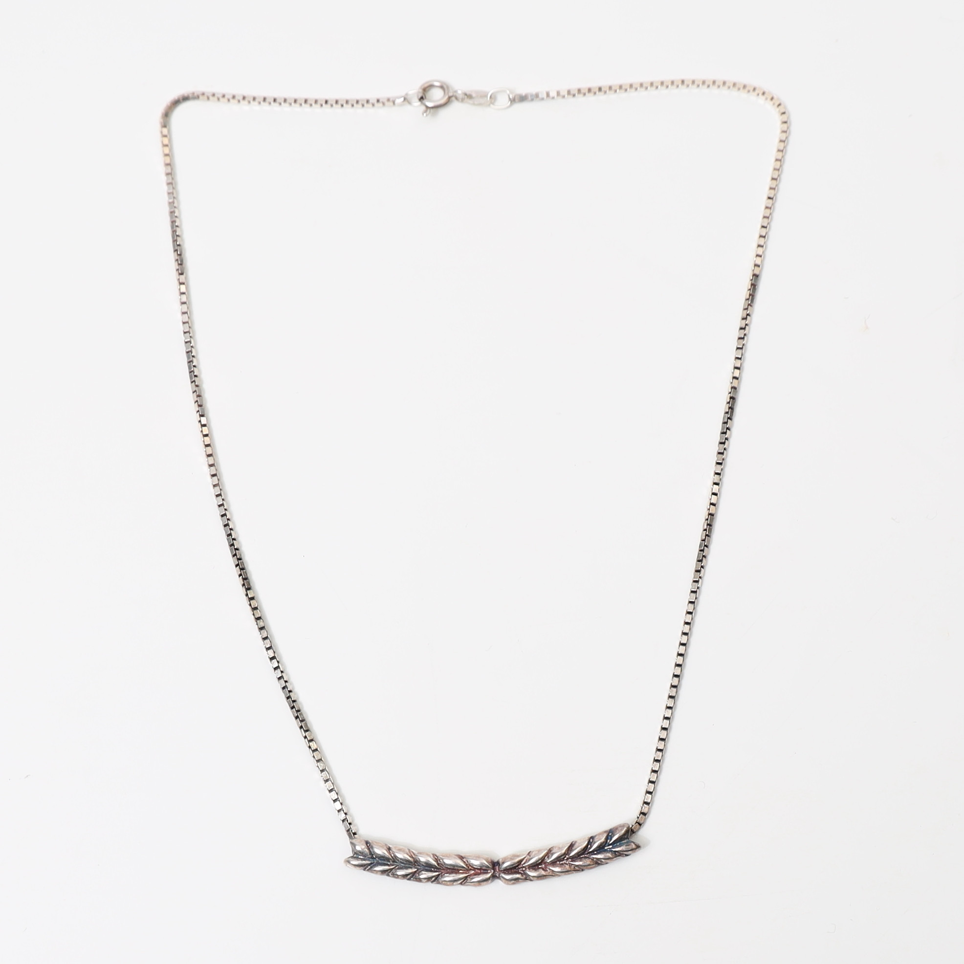 HALSBAND MED HÄNGE, sterlingsilver.
