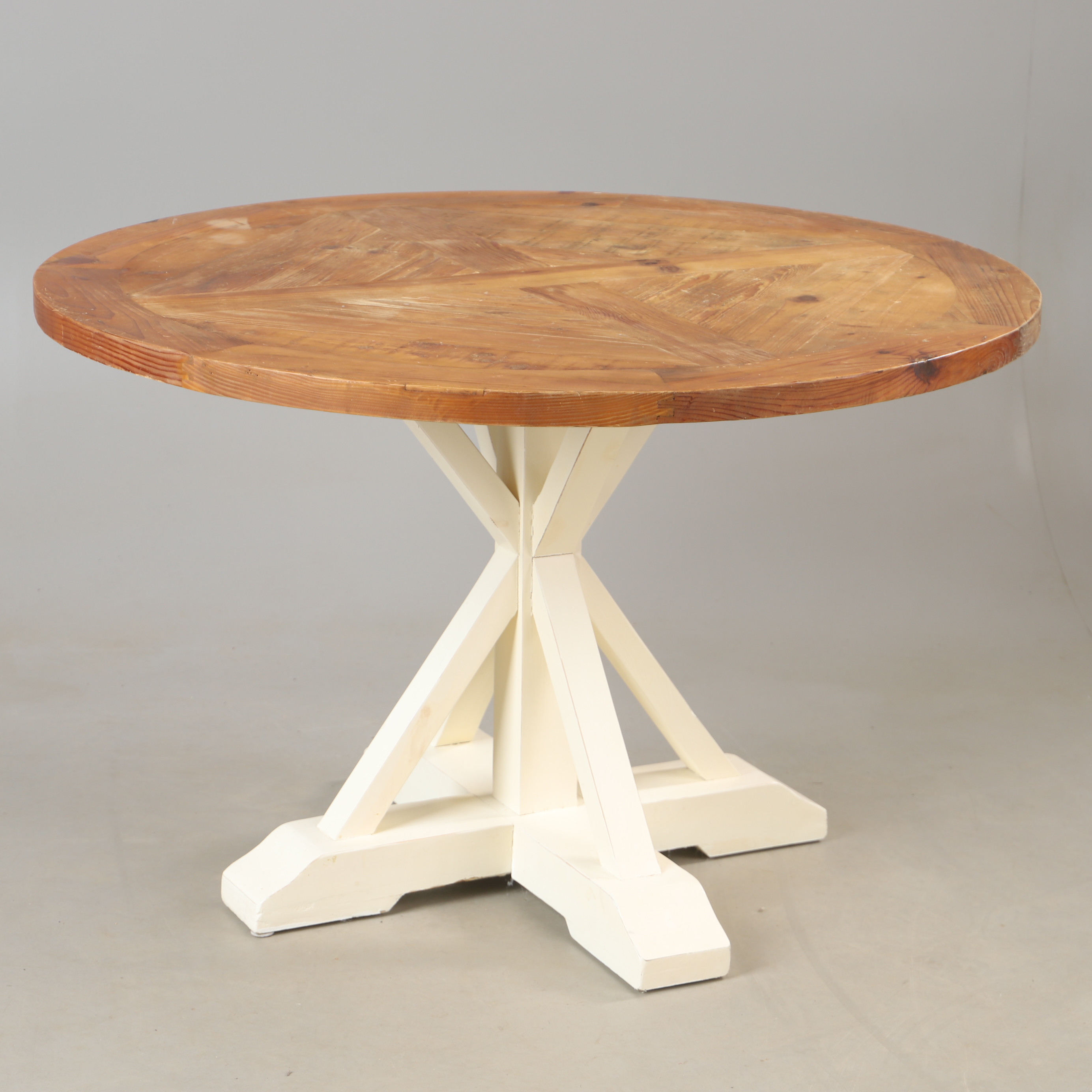 MATBORD, "Lyon", ek med målat underede, Bloomington, 2000-tal.