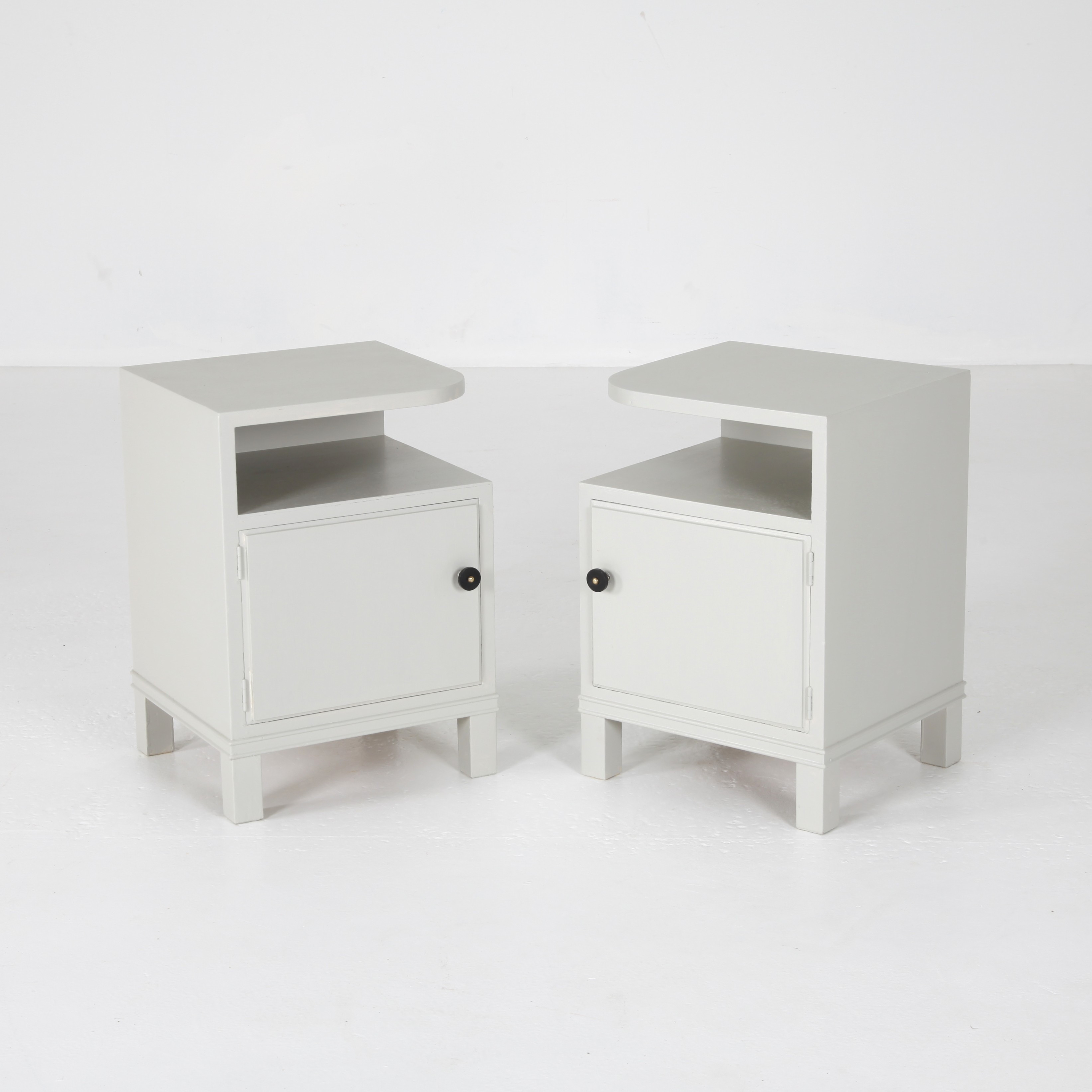 SÄNGBORD, 1 par, Sverige 1930-tal.