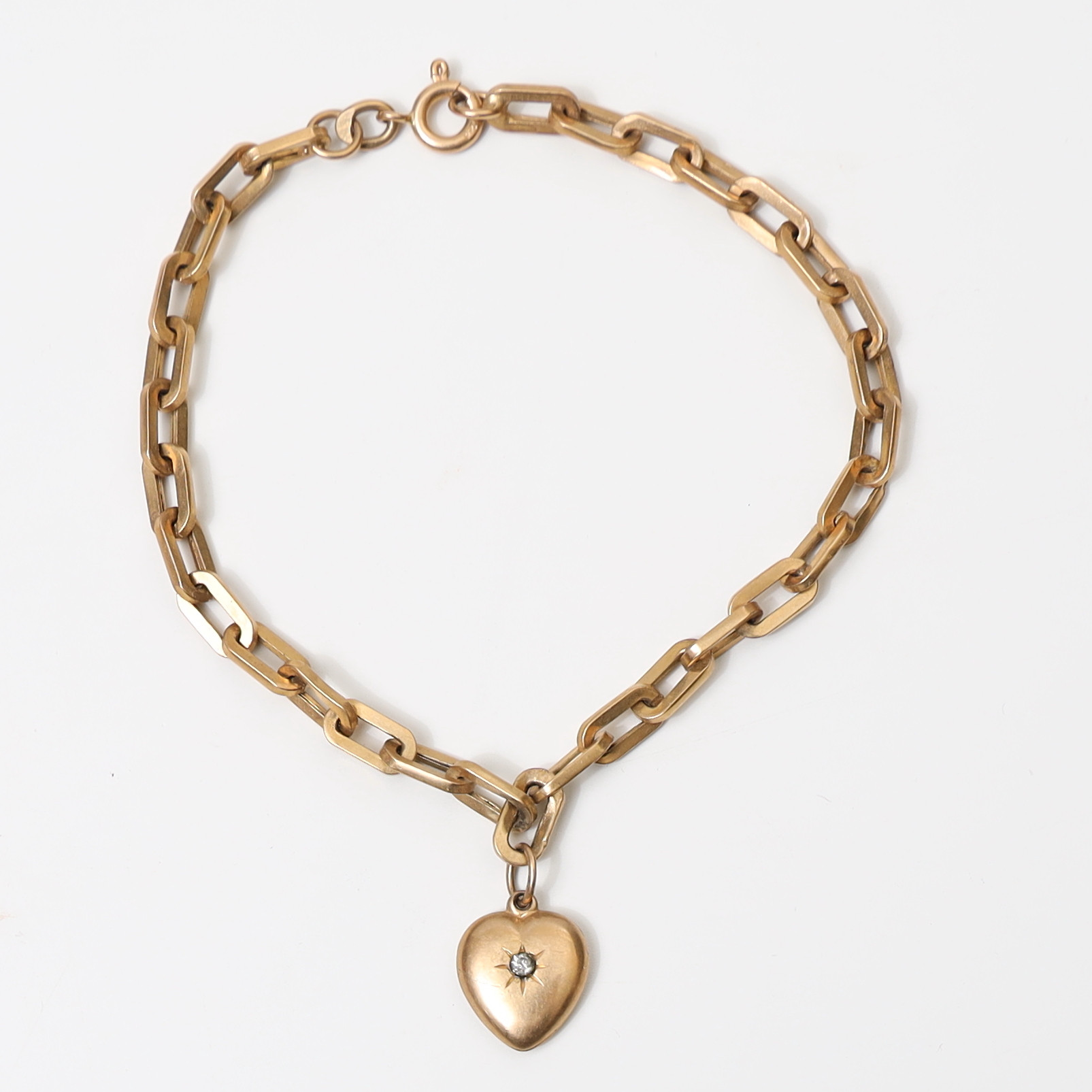 ARMBAND, guld, 18k med hjärtformat hänge.