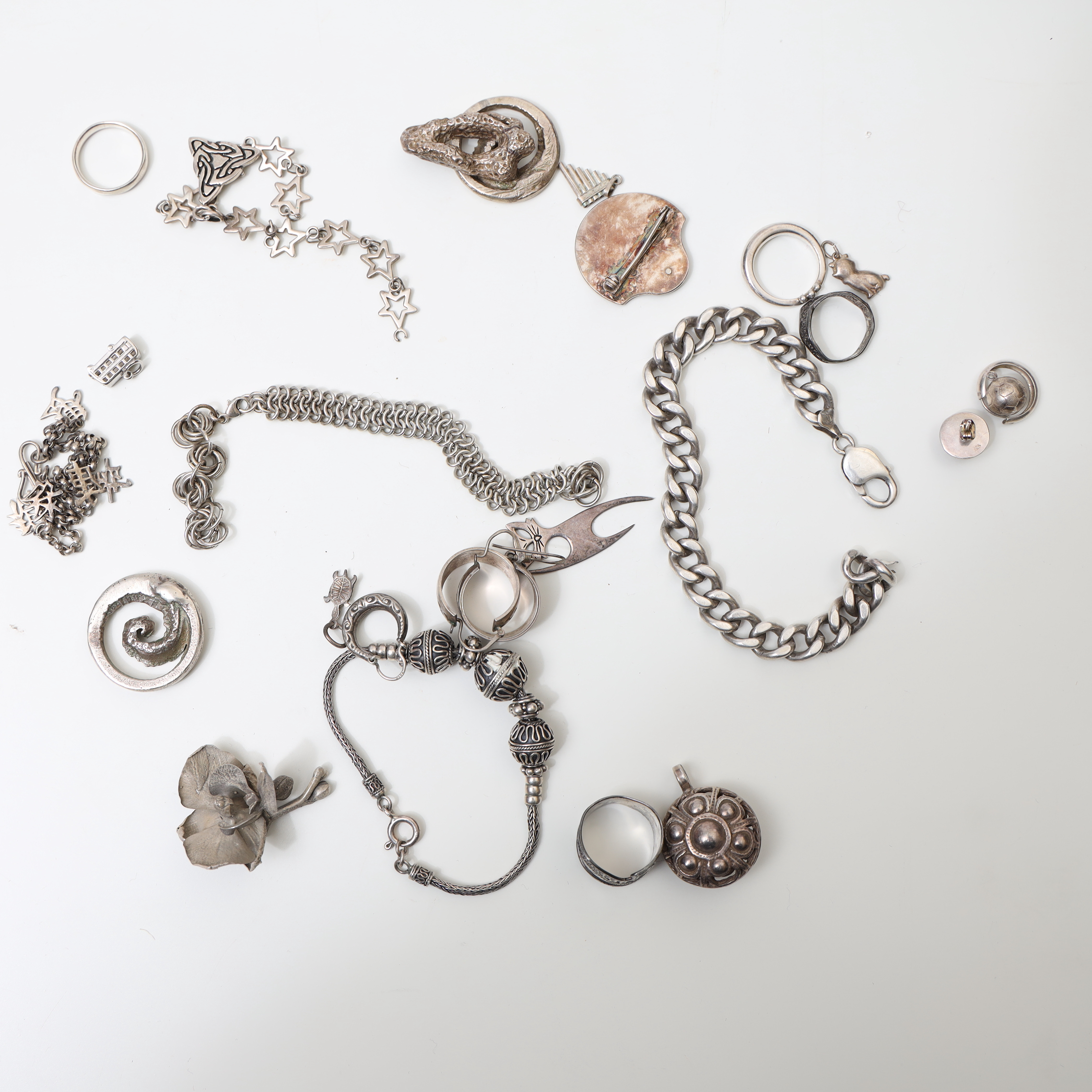 PARTI SILVERSMYCKEN.