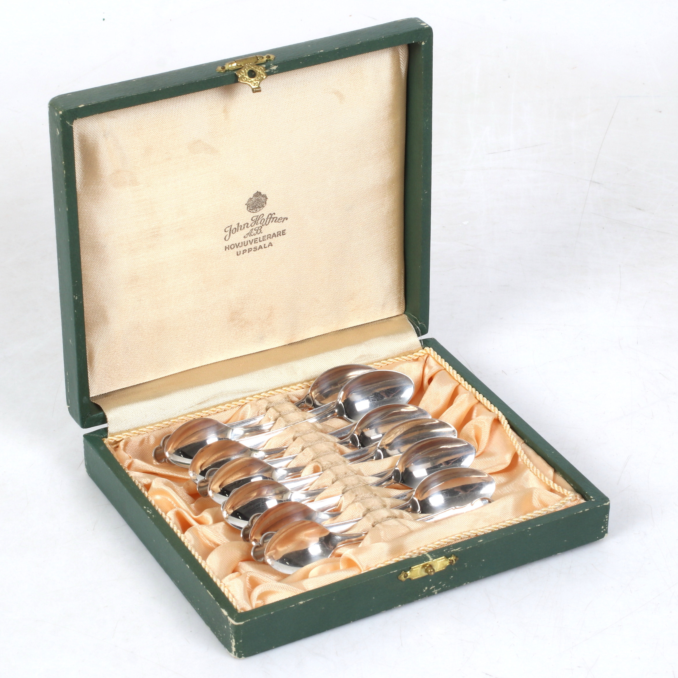 MOCCASKEDAR, 12 st. silver, modell "Disa", K. G. Markströms Guldsmeds Ab, Uppsala . 1960-tal. Vikt 165,5 gram.