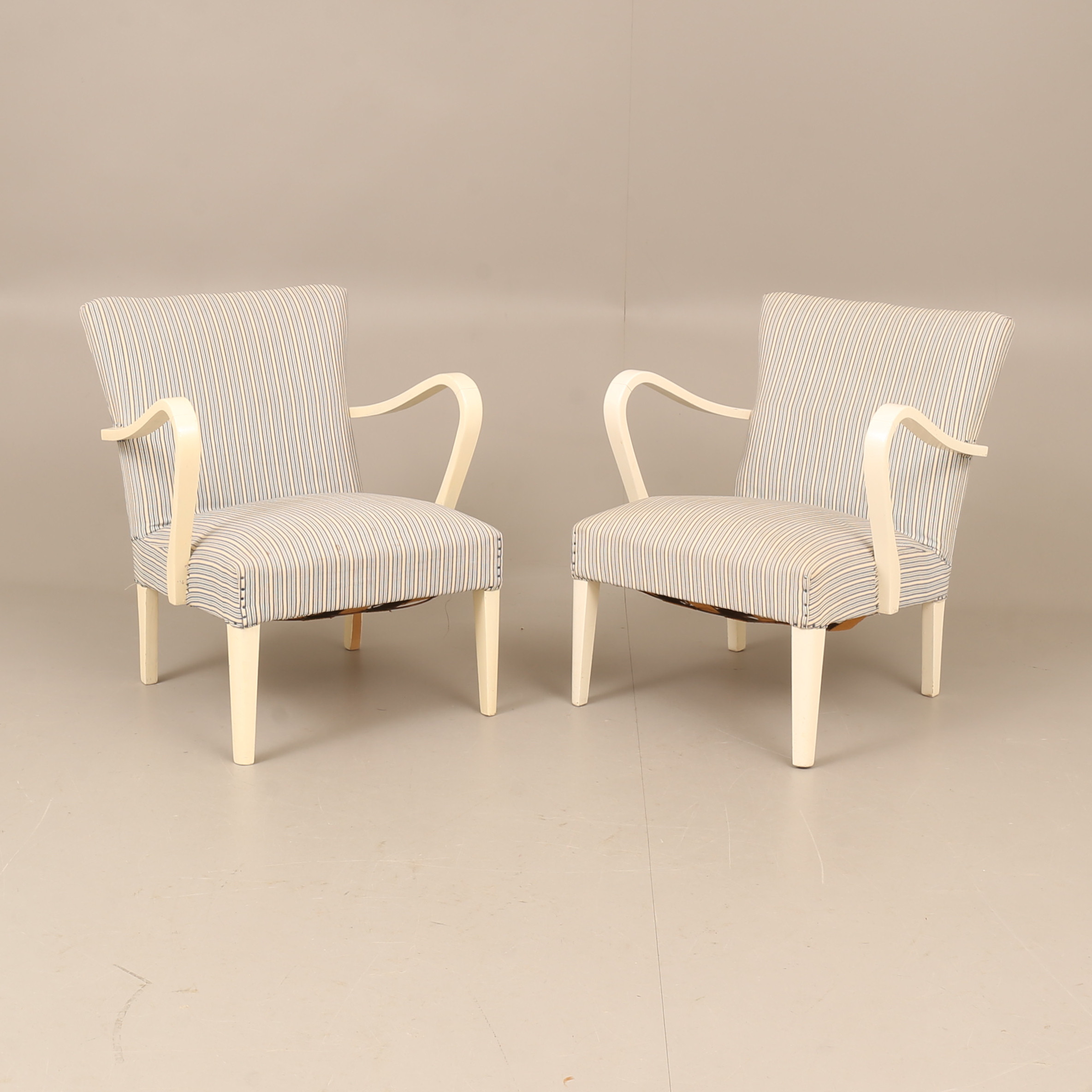 FÅTÖLJER, 2 stycken, 1900-tal.