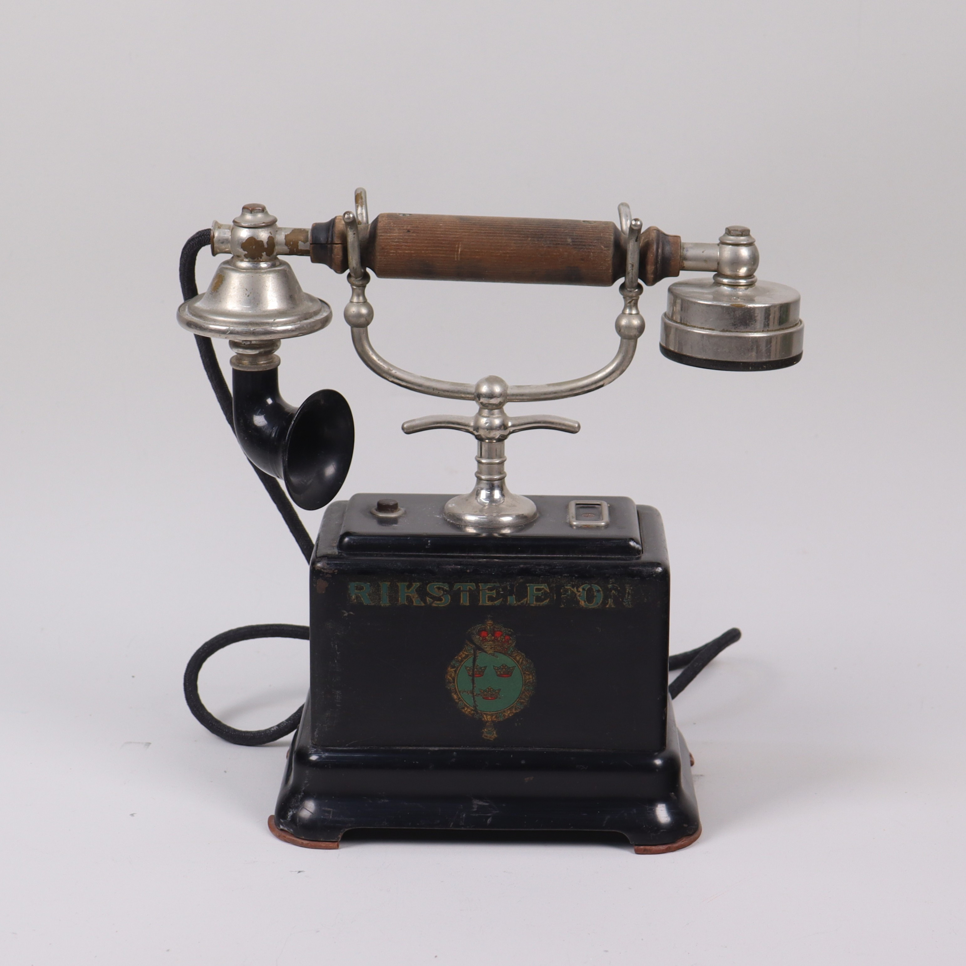 BORDSTELEFON, Telegrafsverkets Verkstad, Nynäshamn, 1900-talets första hälft.